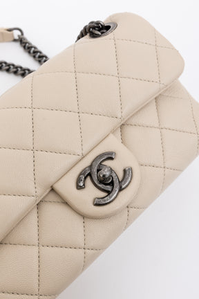 Seasonal Flap Bag