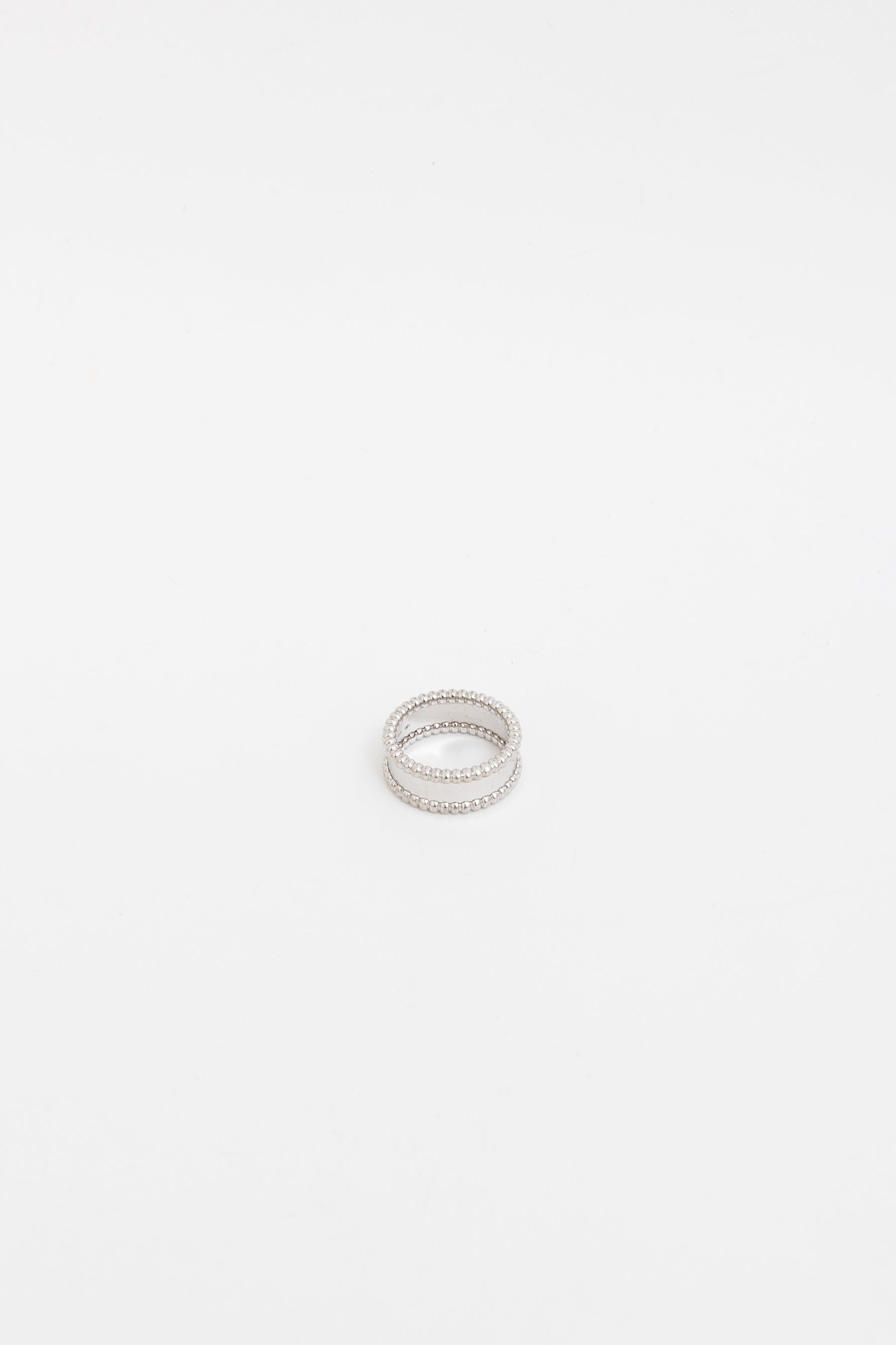 Perlée Signature Ring