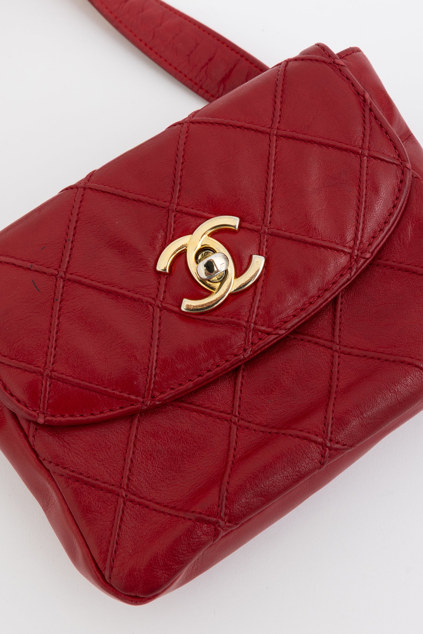Diamond Stitch Waist Chain Belt Bag