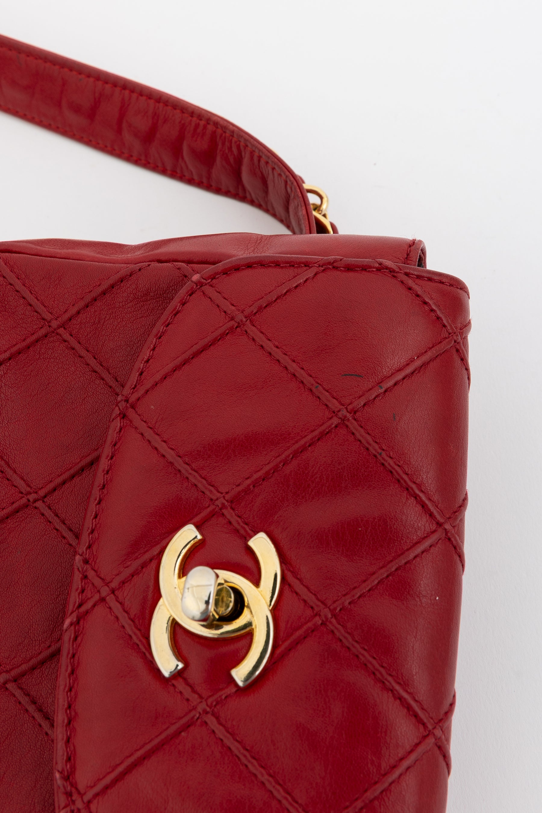 Diamond Stitch Waist Chain Belt Bag