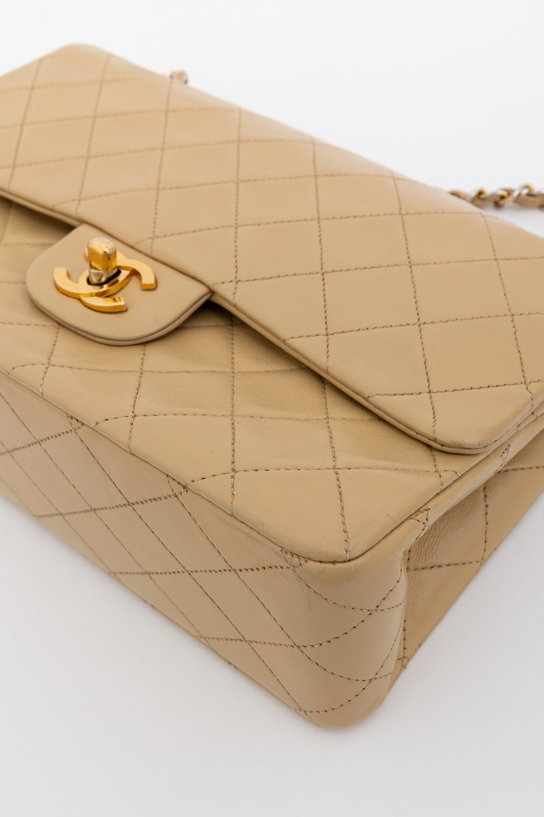 Medium Classic Double Flap Bag