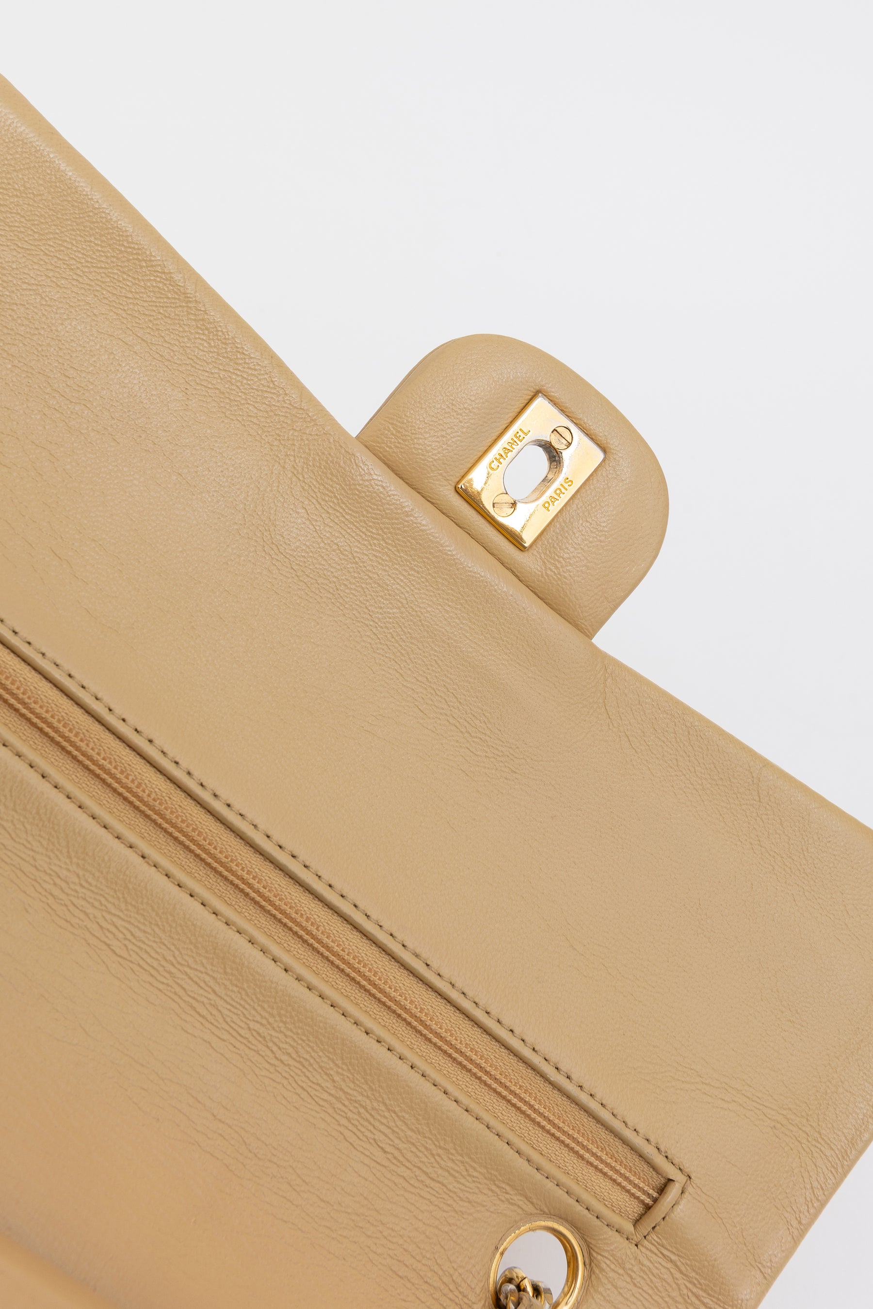 Medium Classic Double Flap Bag