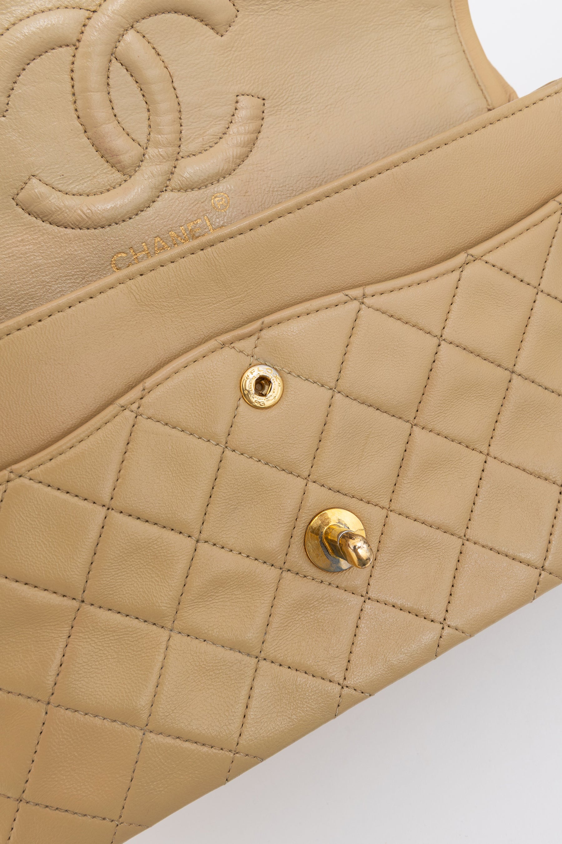 Medium Classic Double Flap Bag