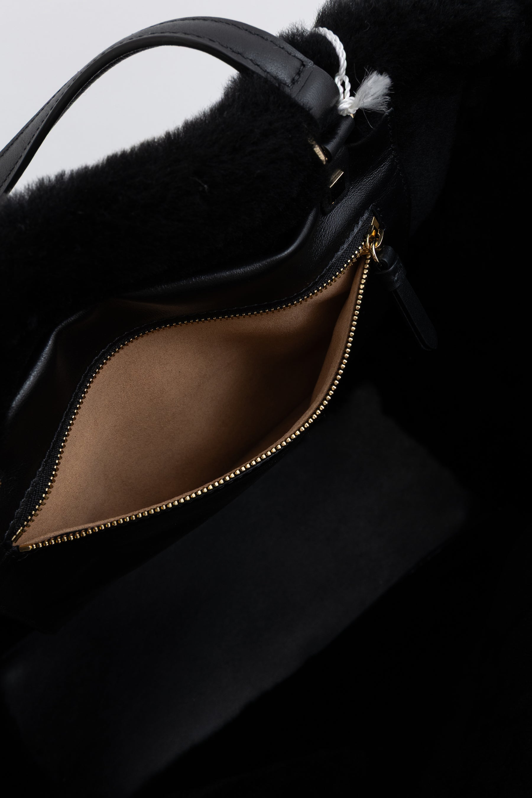 Avenue Tote