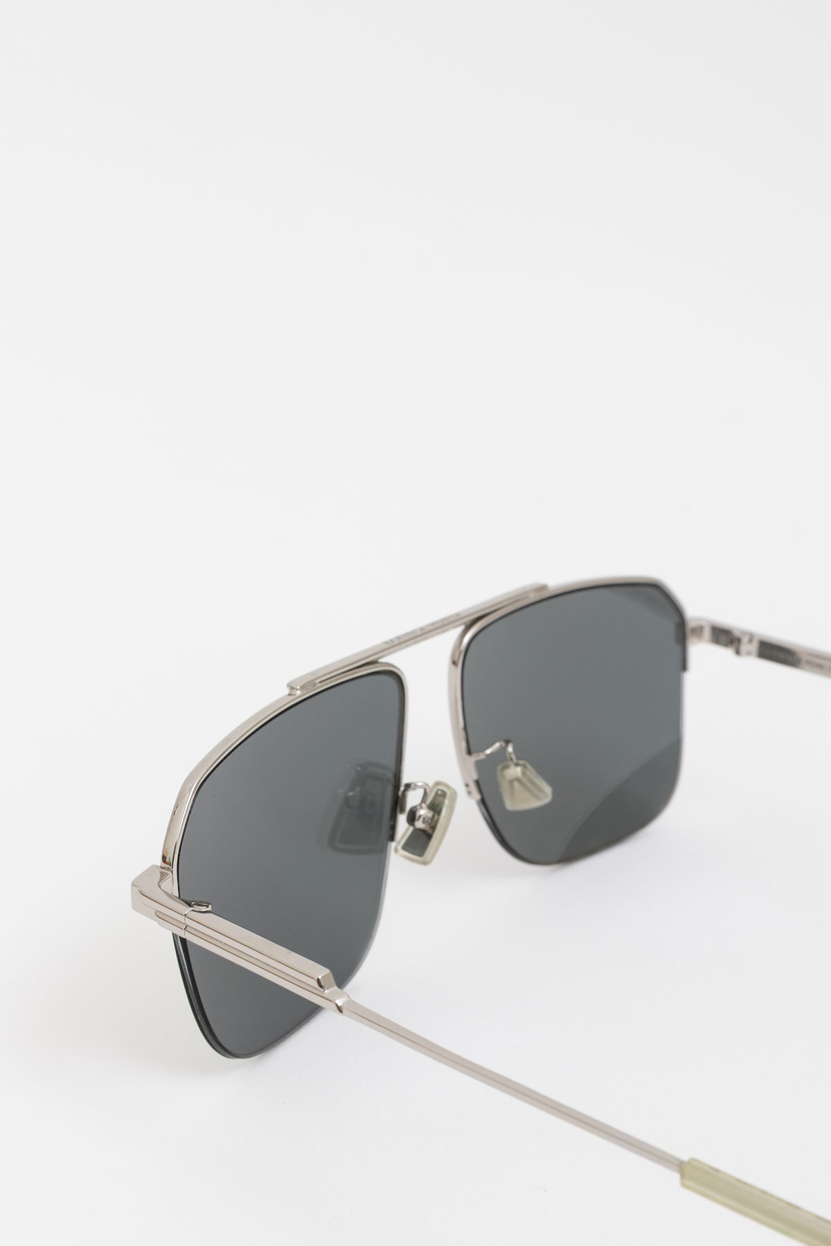 Mirrored Aviator Sunglasses