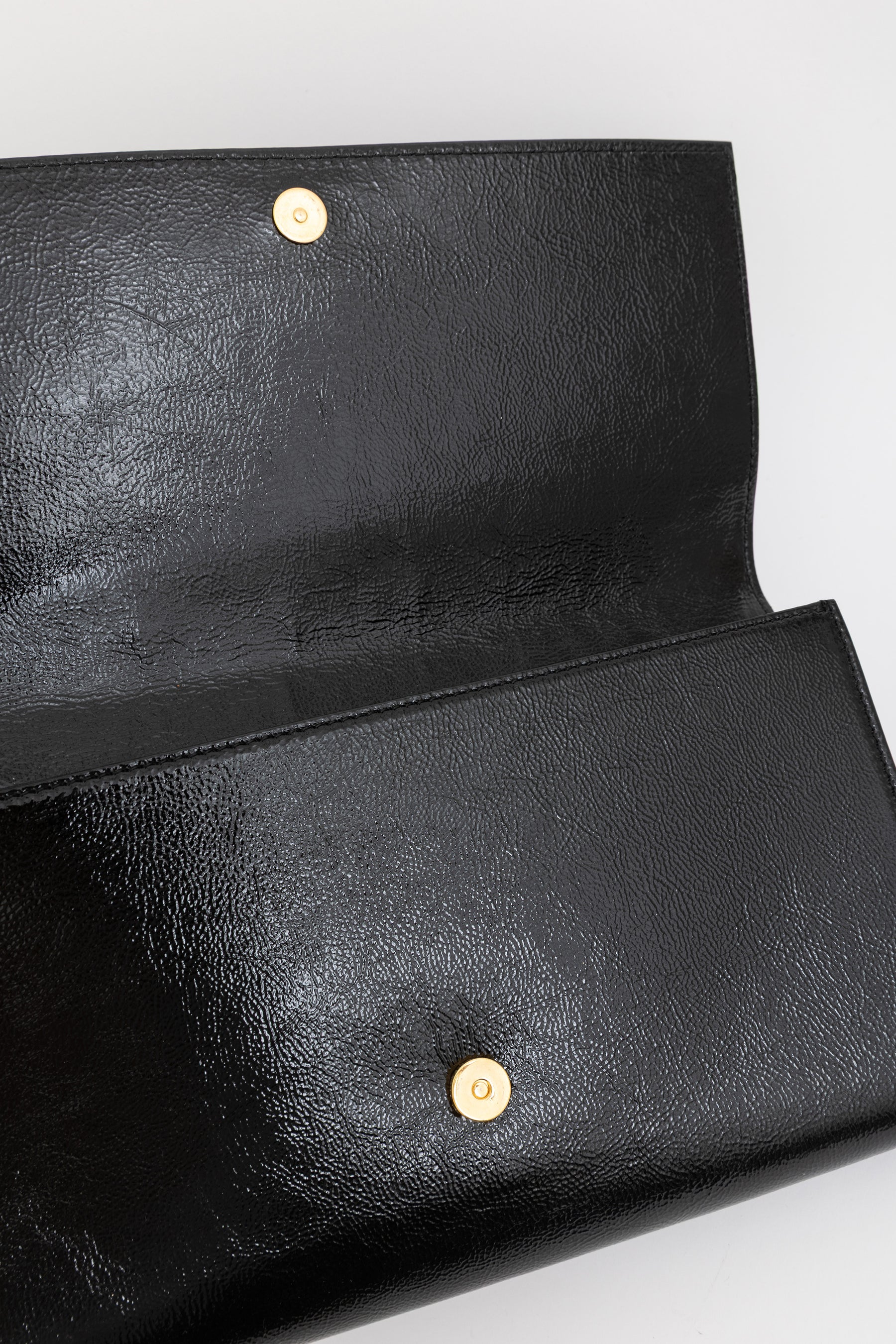 Belle De Jour Logo CLutch