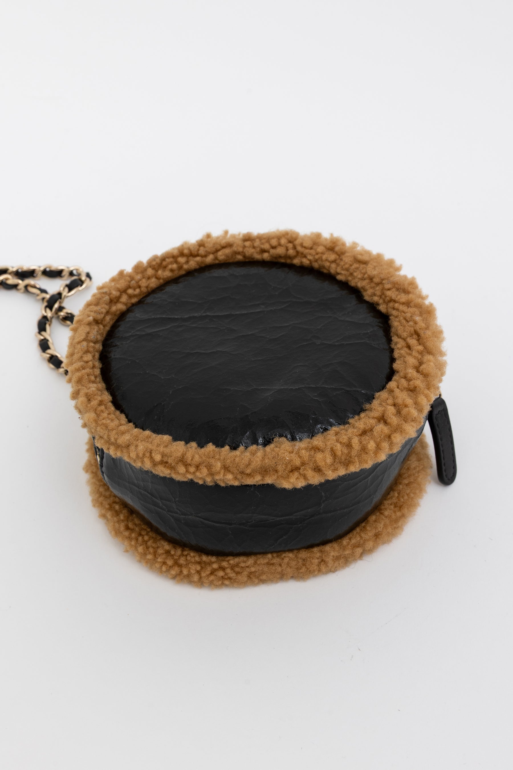 CC Logo Round Mini Bag