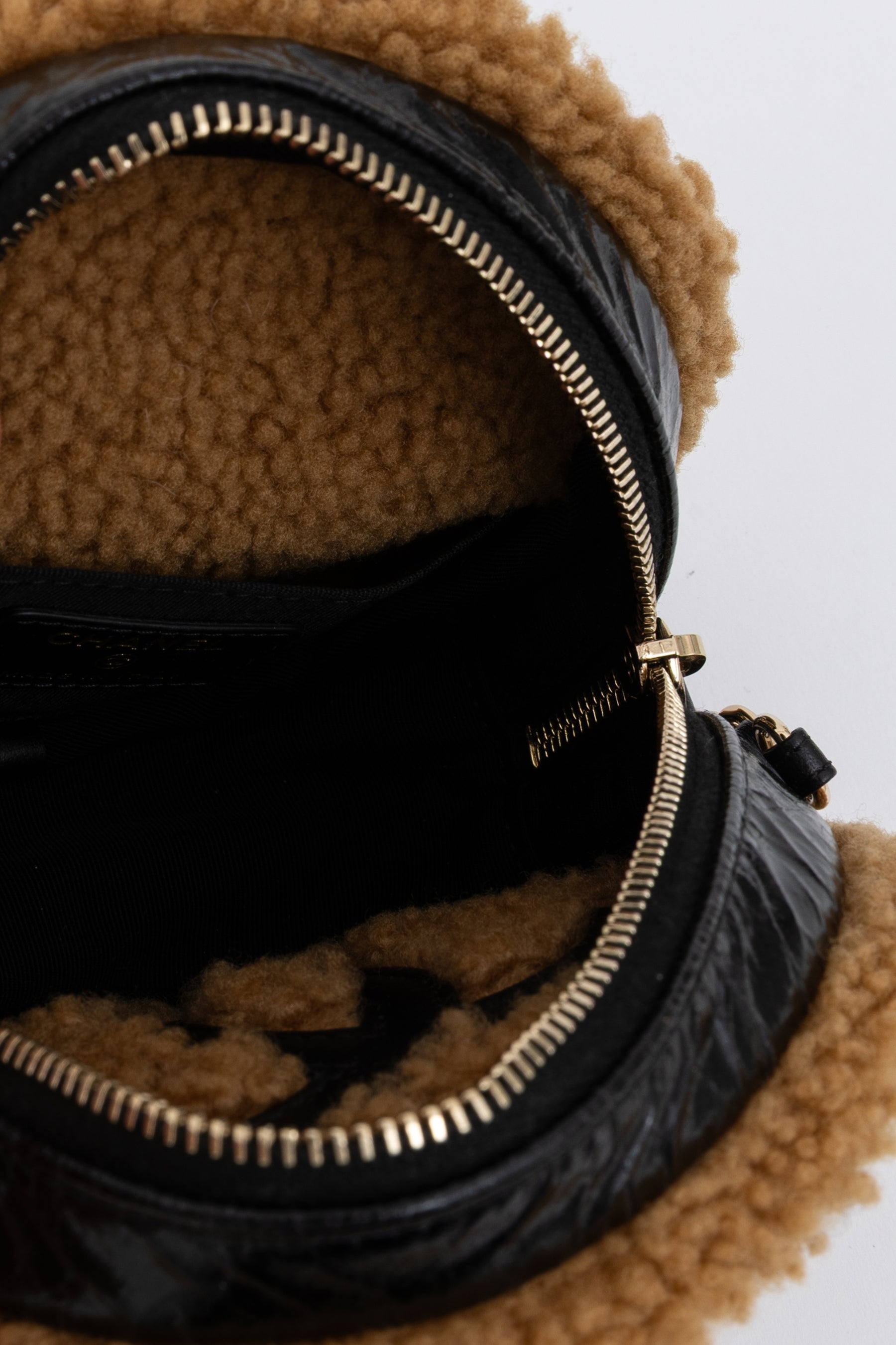 CC Logo Round Mini Bag
