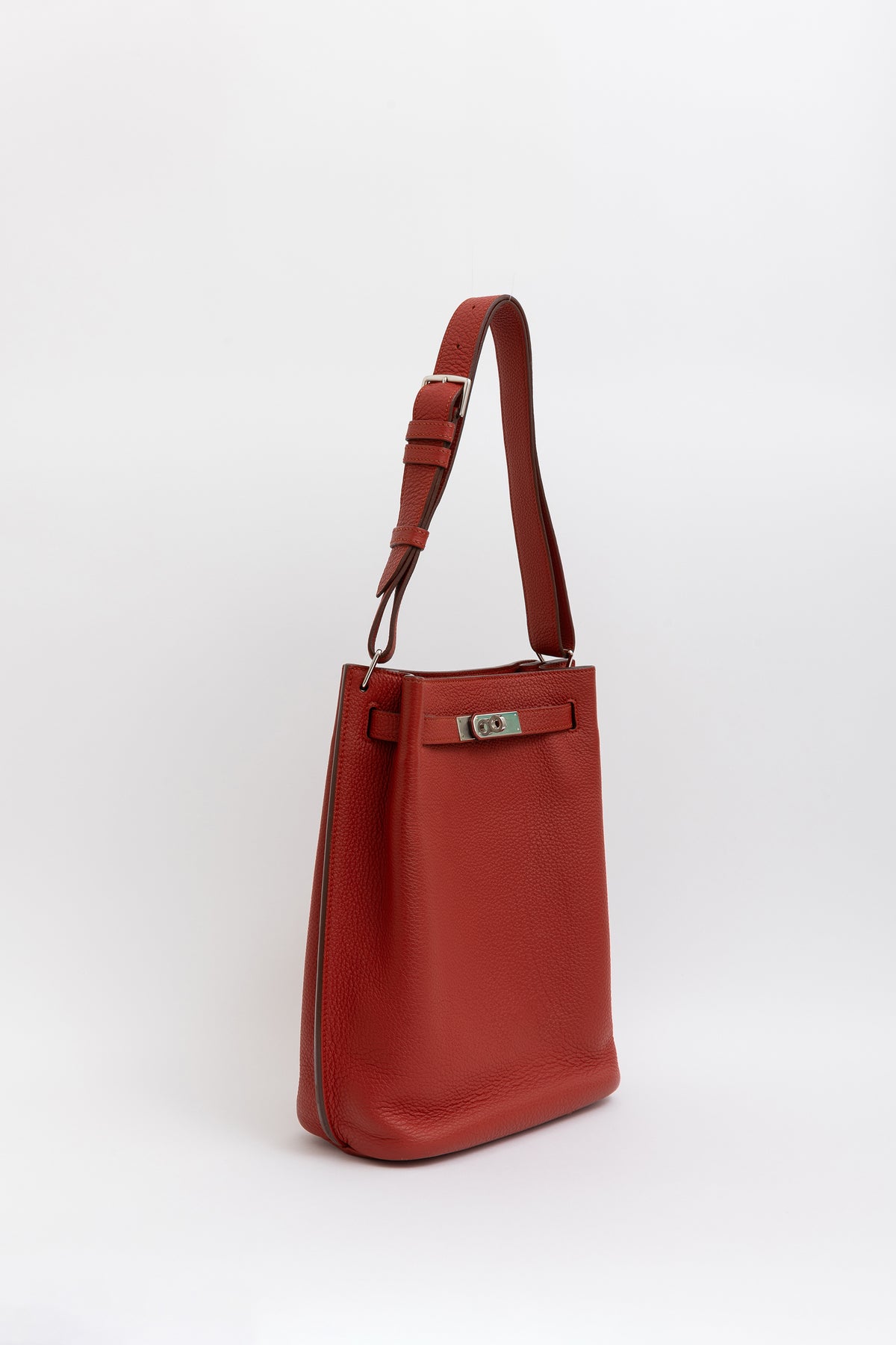 Vermillon Togo Leather So Kelly 22 Bag