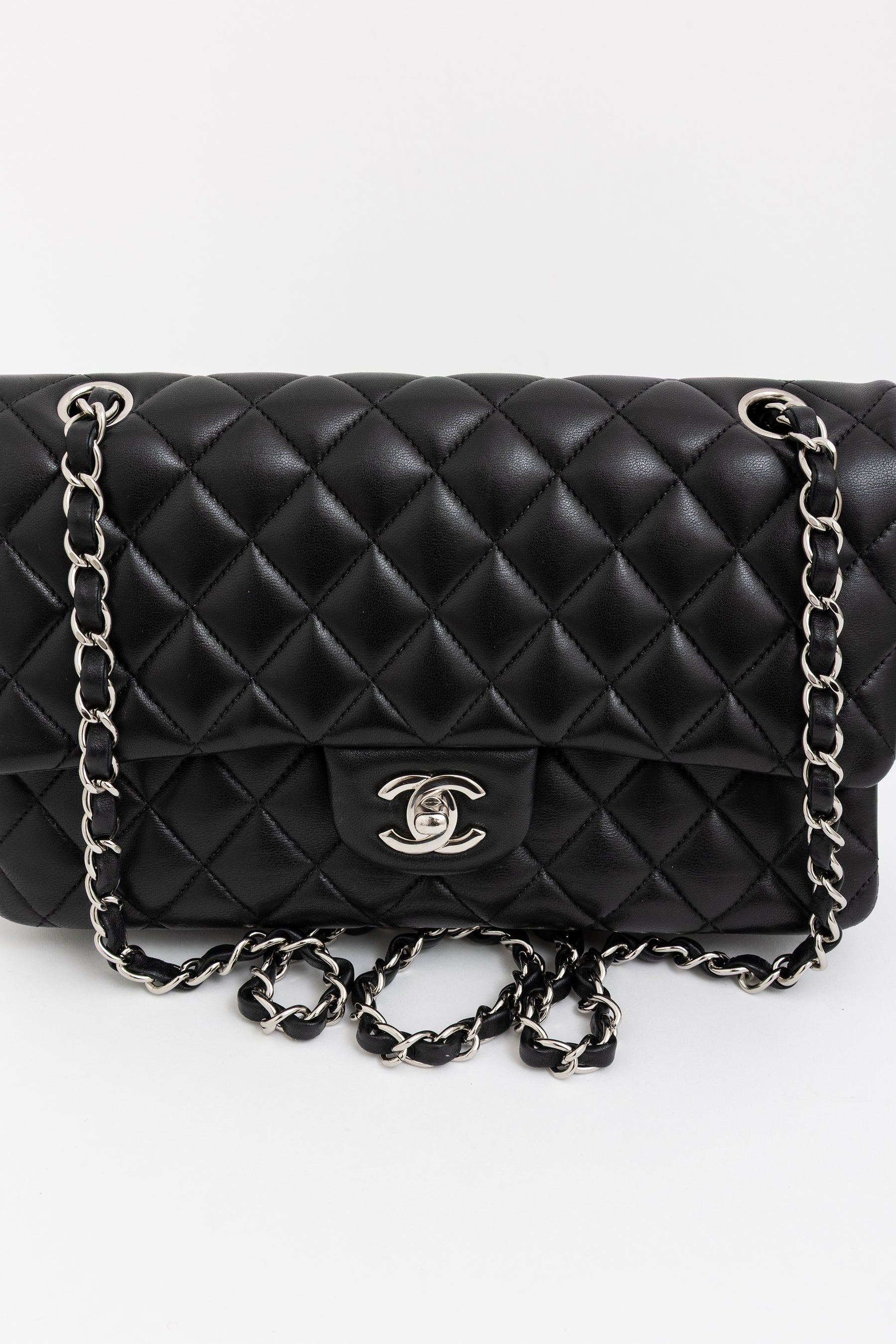 Classic 11.12 Handbag