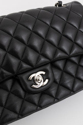 Classic 11.12 Handbag
