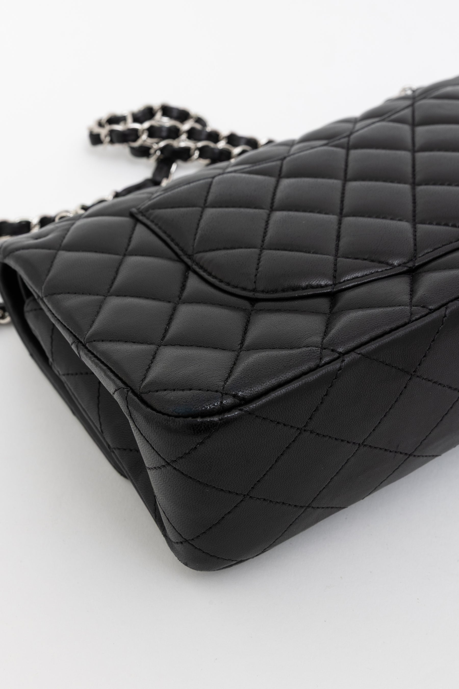 Classic 11.12 Handbag