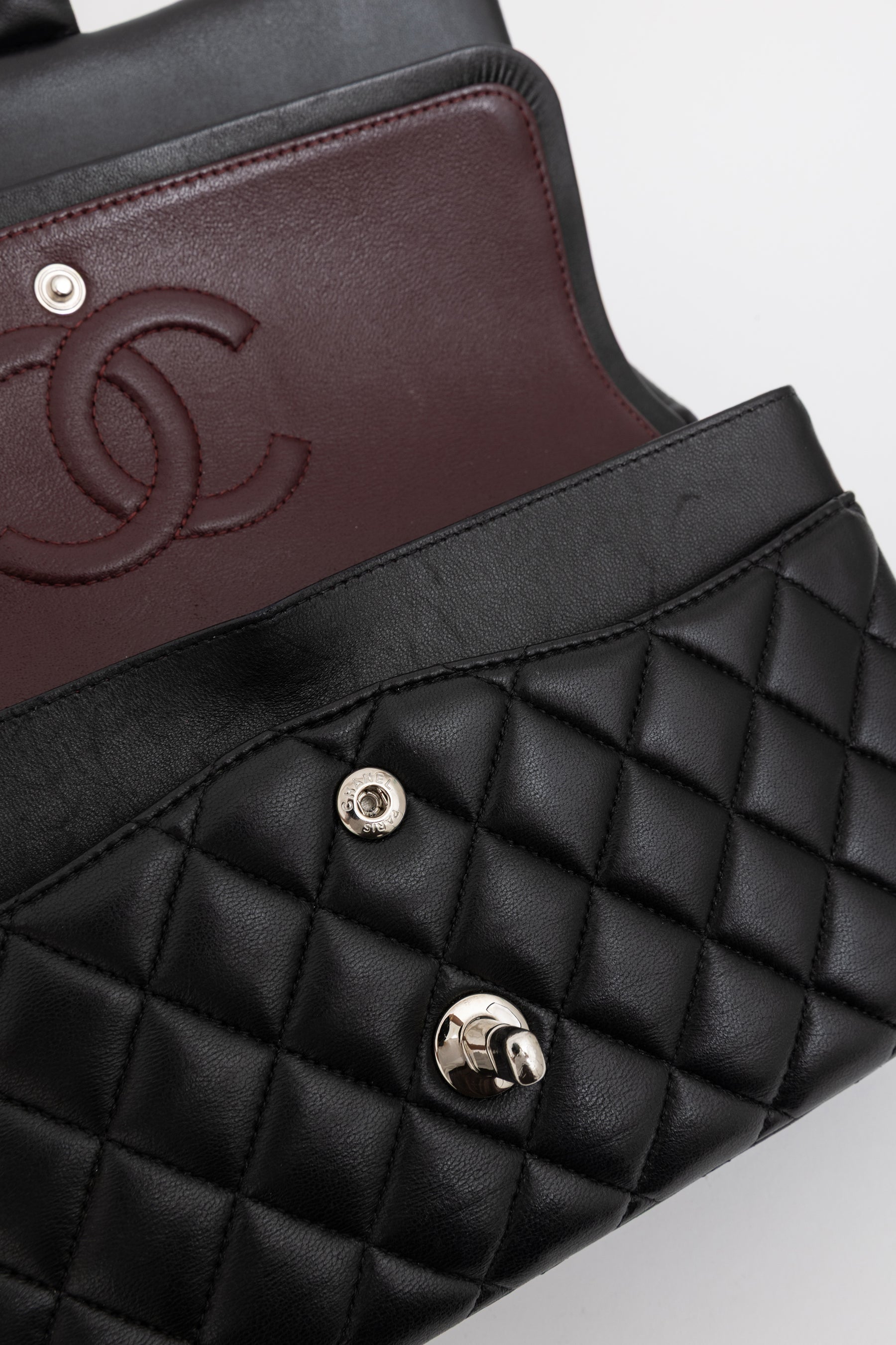 Classic 11.12 Handbag