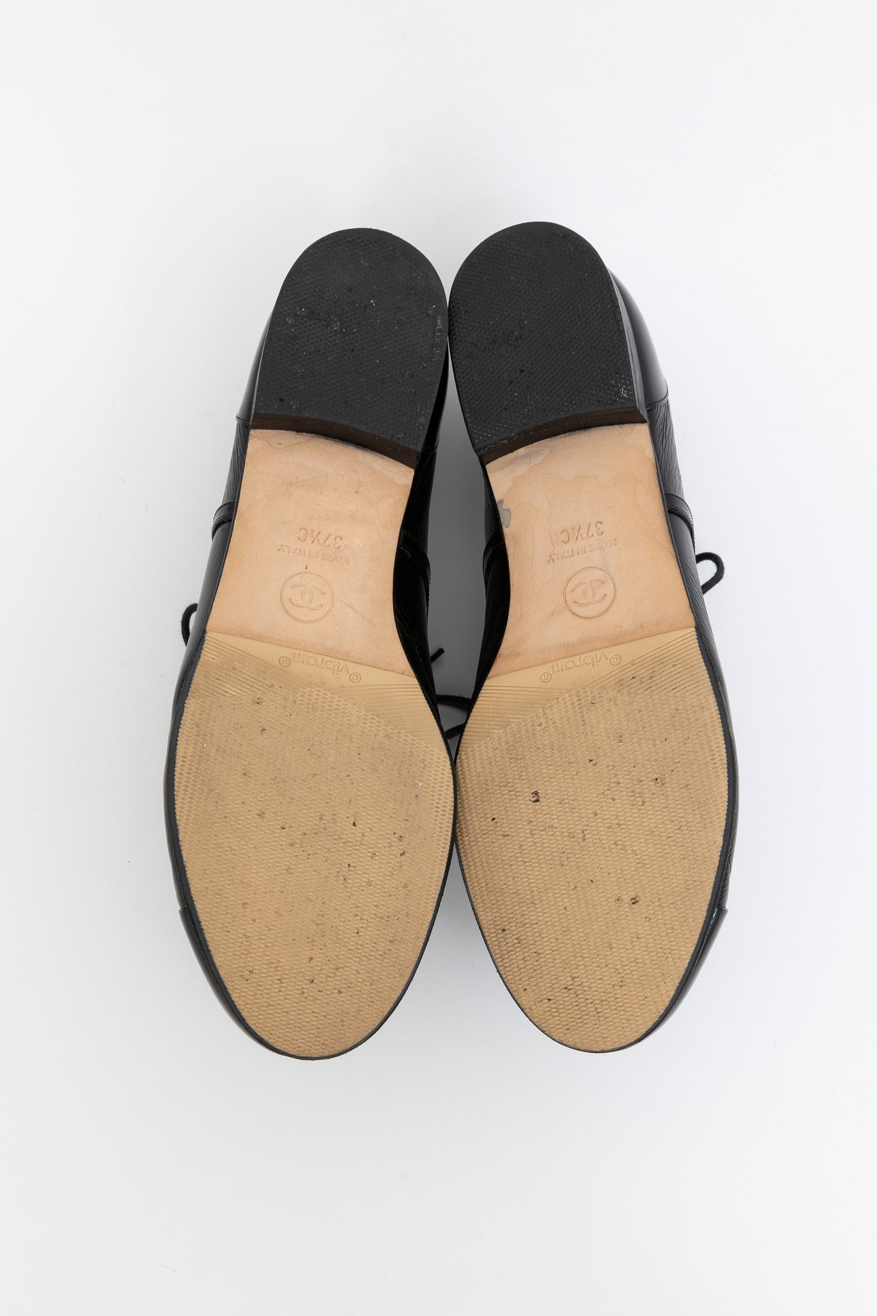 Patent Detail Lace Up Shoes