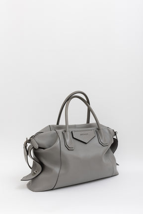 Soft Medium Antigona Bag