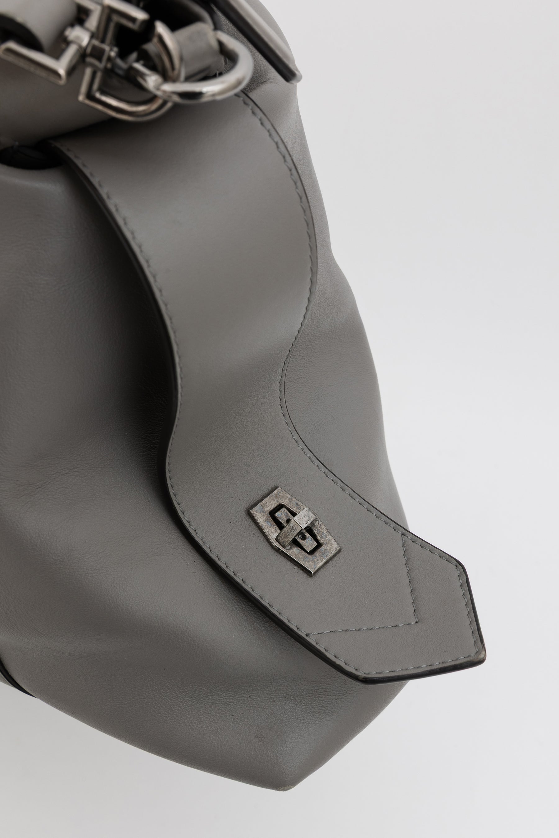 Soft Medium Antigona Bag