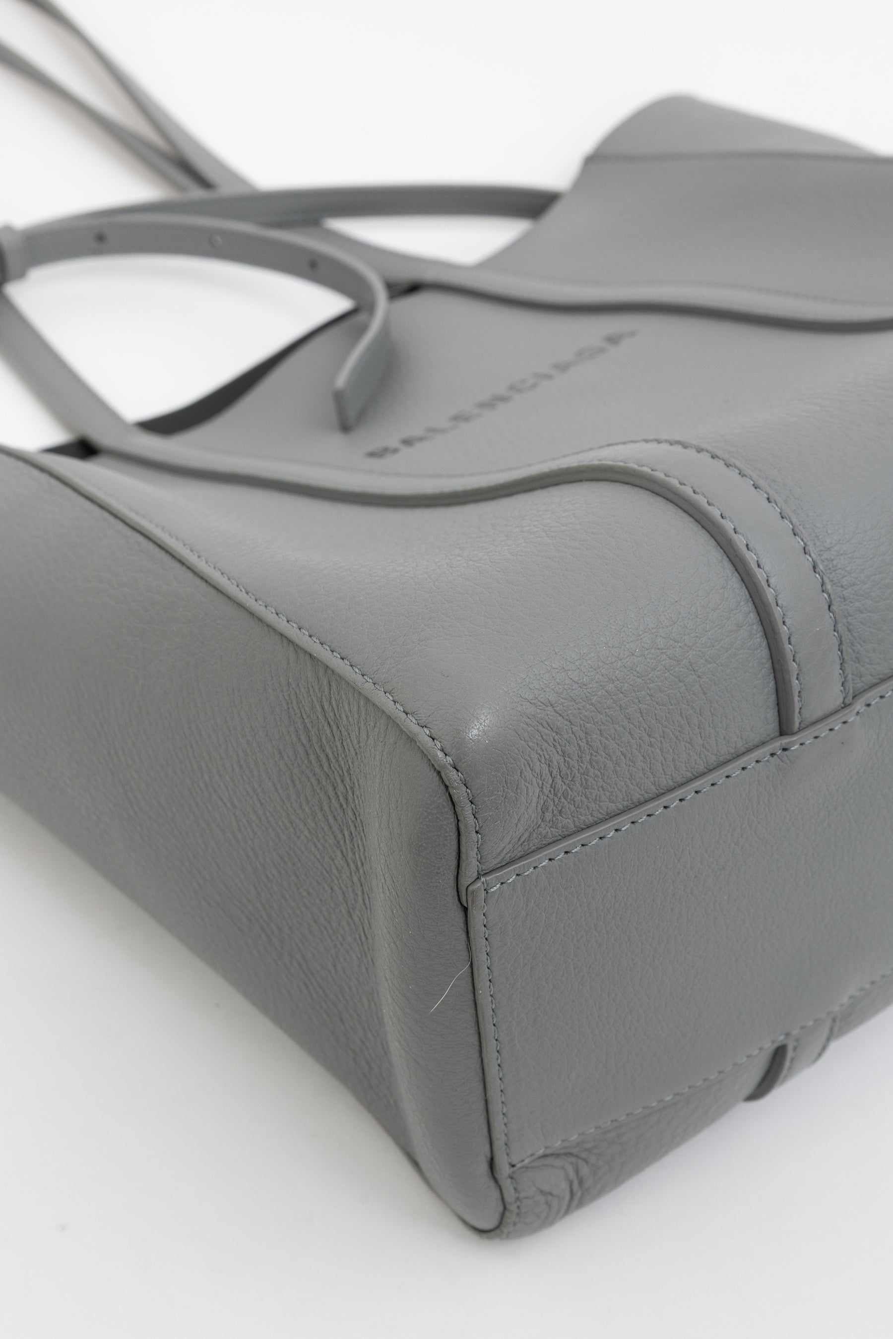 Everyday Logo Tote Bag