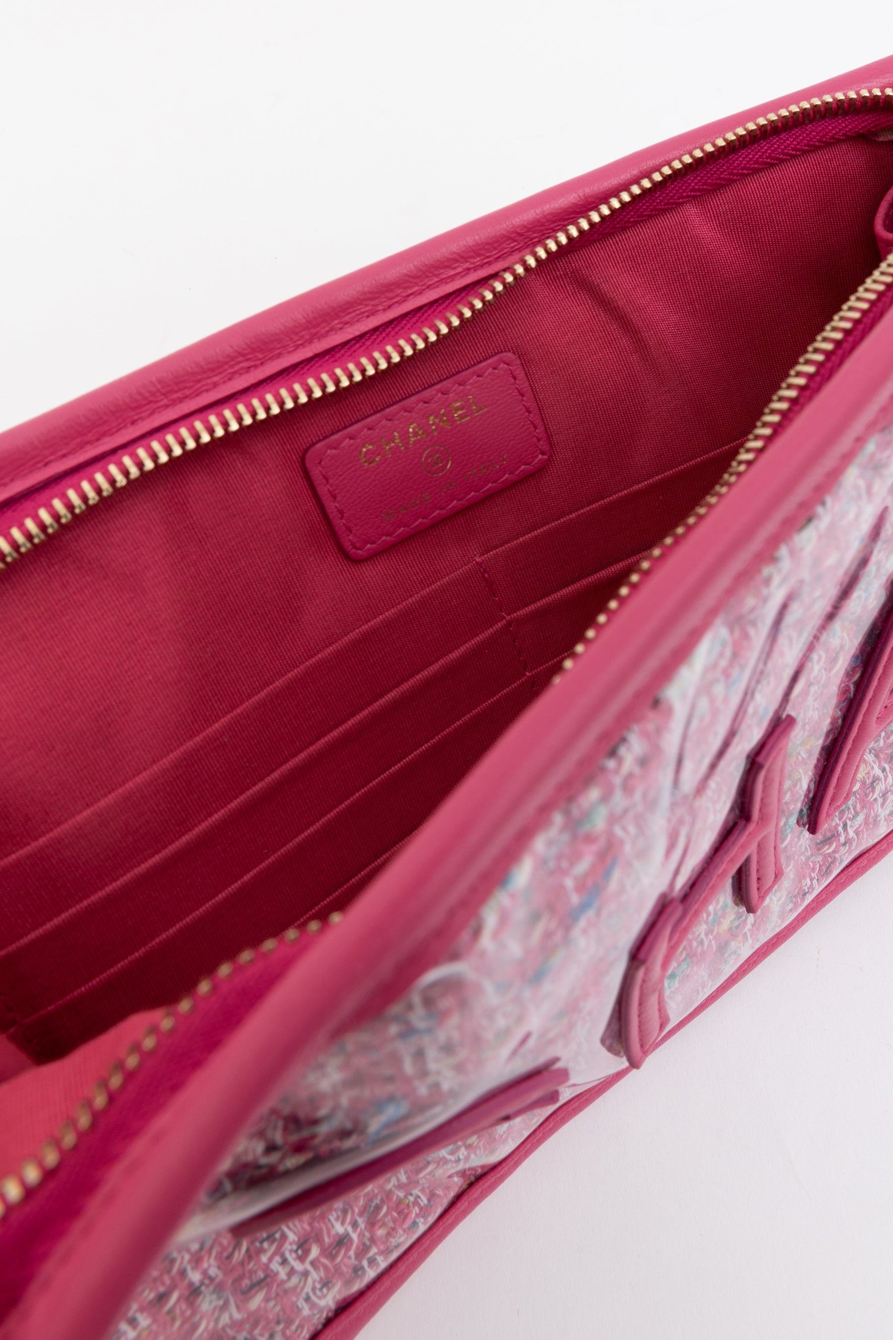 19S Logo Pouch