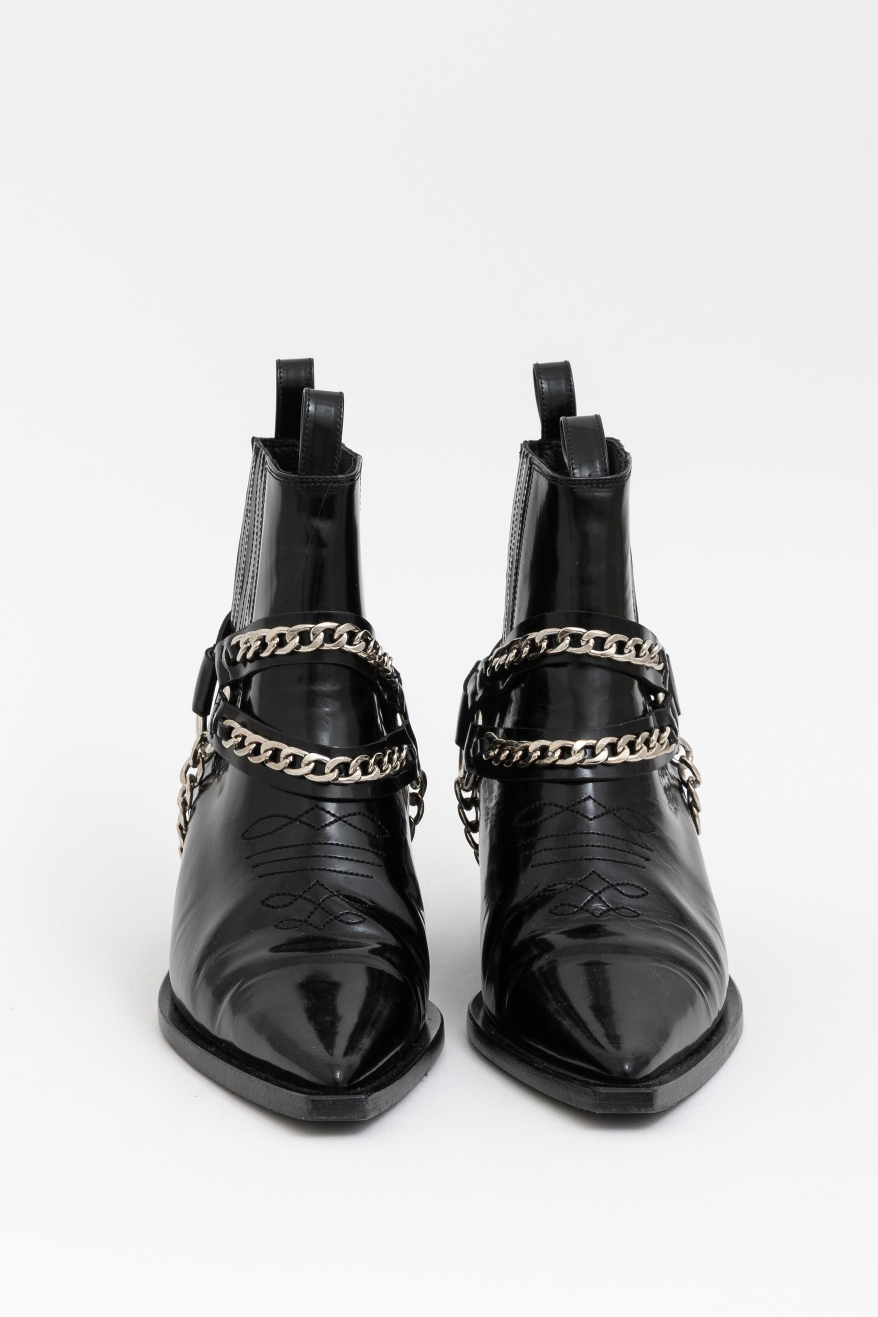 Pointed Booties Chain Detail