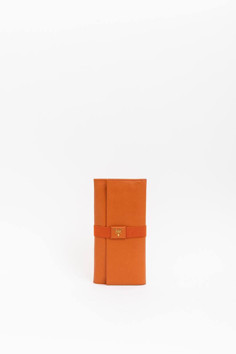 Clutch Bag with Stretch Band