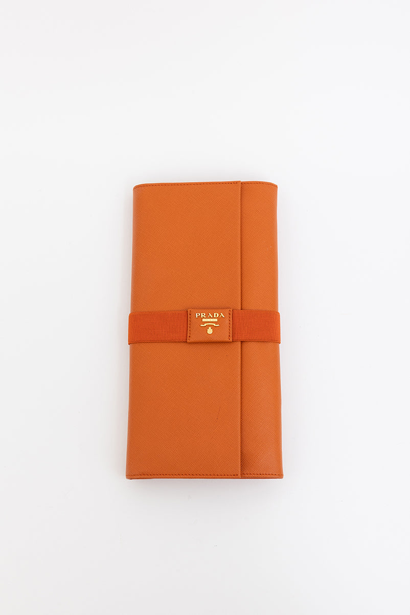 Clutch Bag with Stretch Band