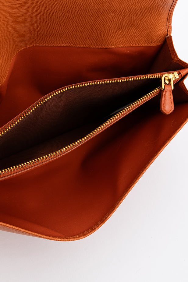 Clutch Bag with Stretch Band