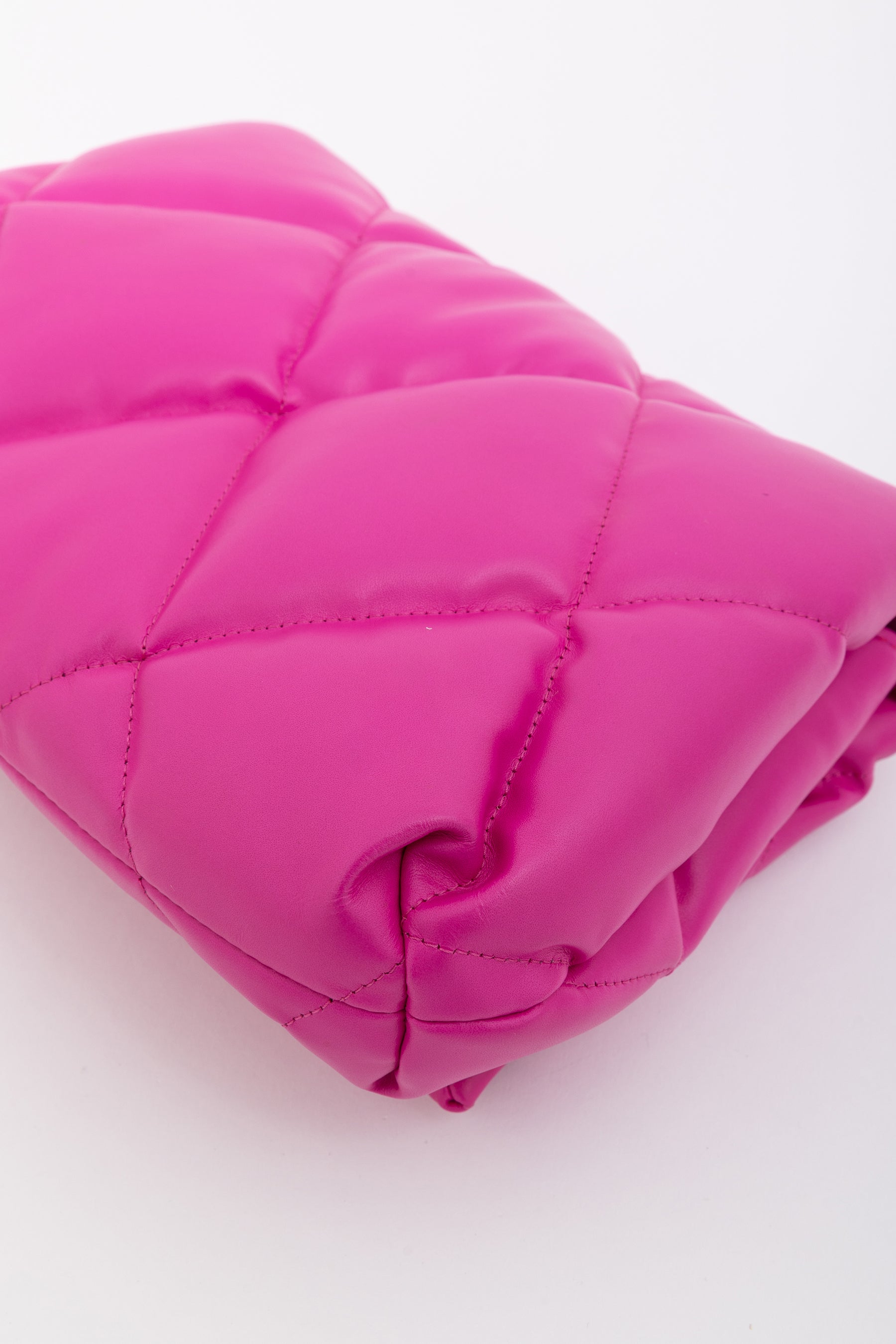 Touch Puffy Clutch