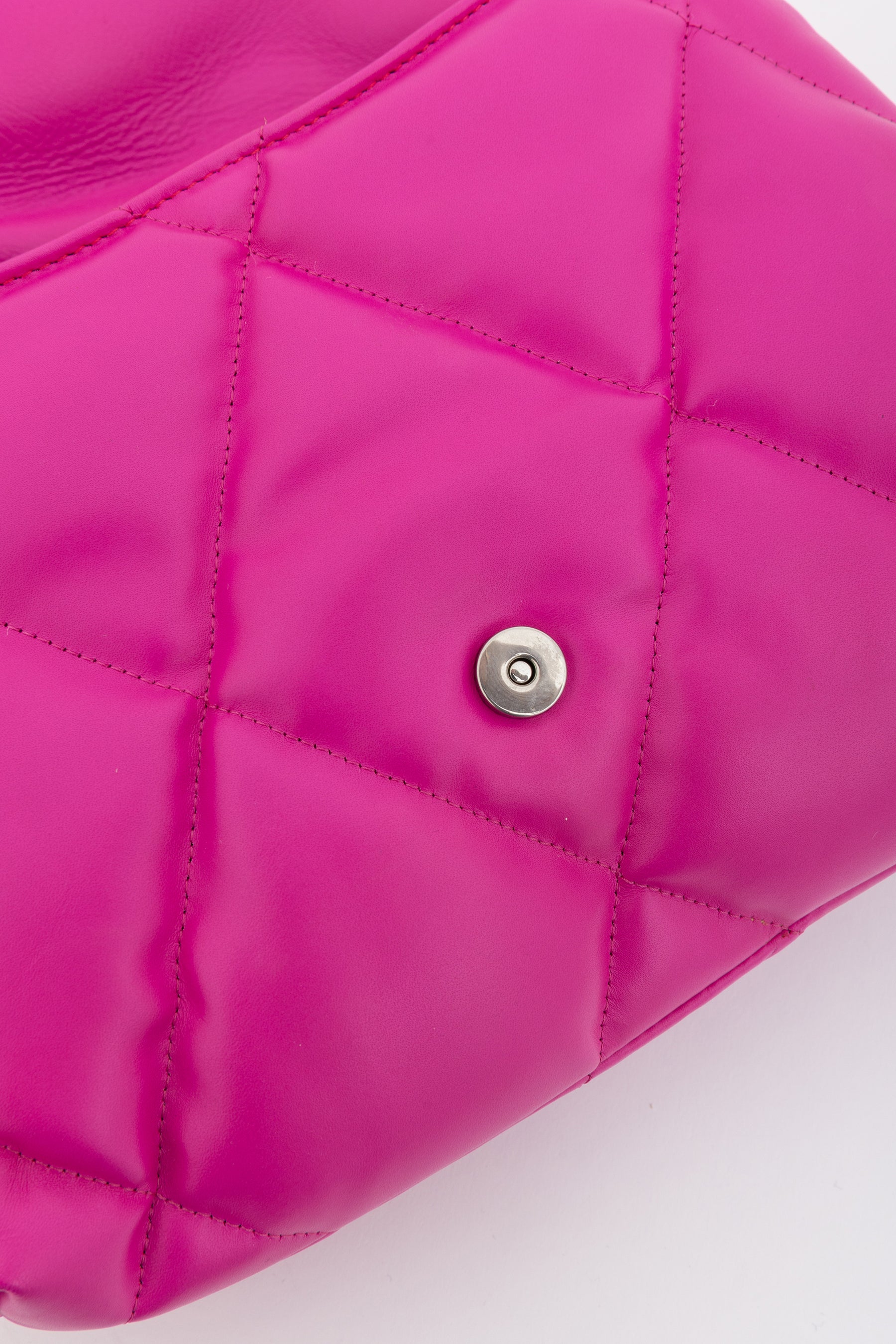 Touch Puffy Clutch