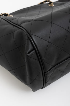 Quilted Chain Handle Shopping Tote