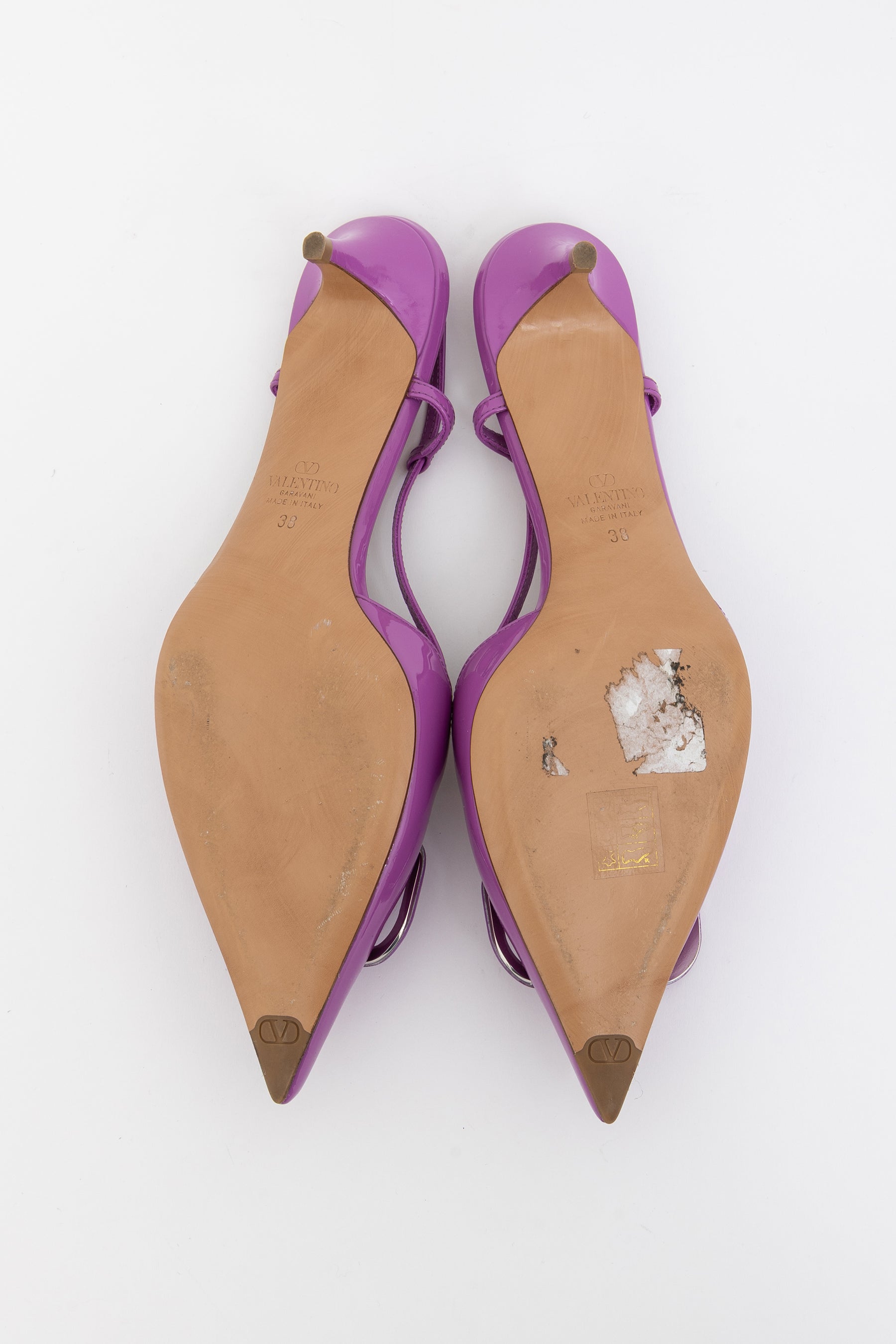 VLogo Signature Slingback Kitten Heel Pumps