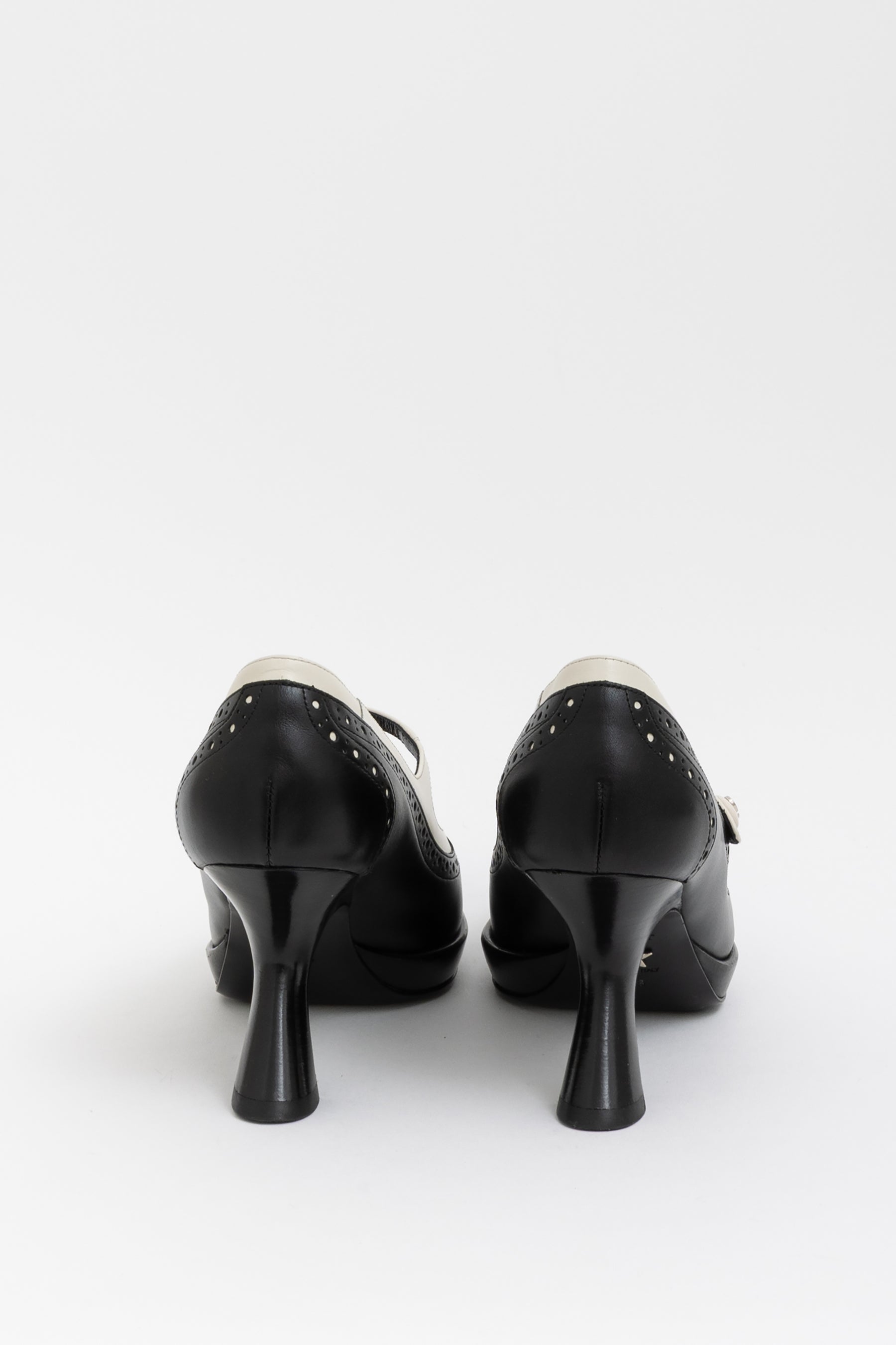 Spectadior Pumps