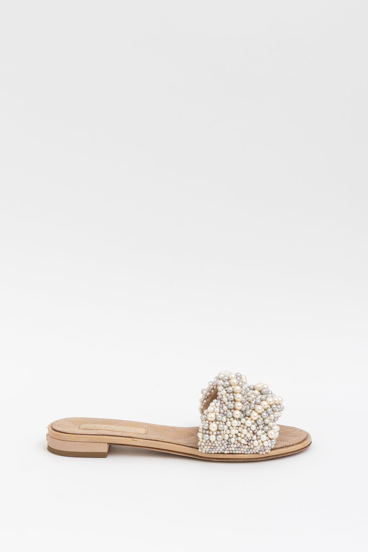 Fantasy Pearl Cord CC Mules