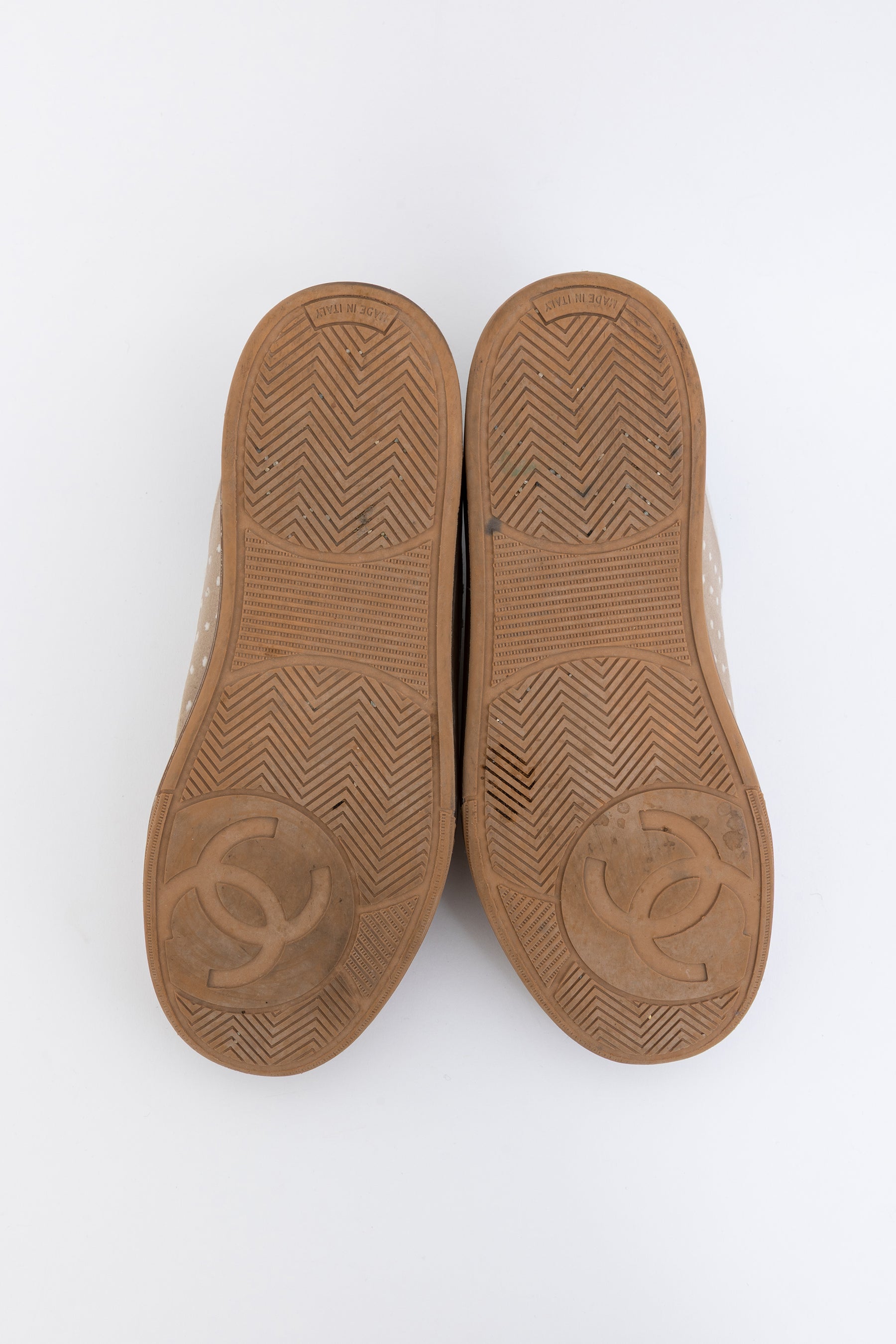 Velvet Logo Sneakers