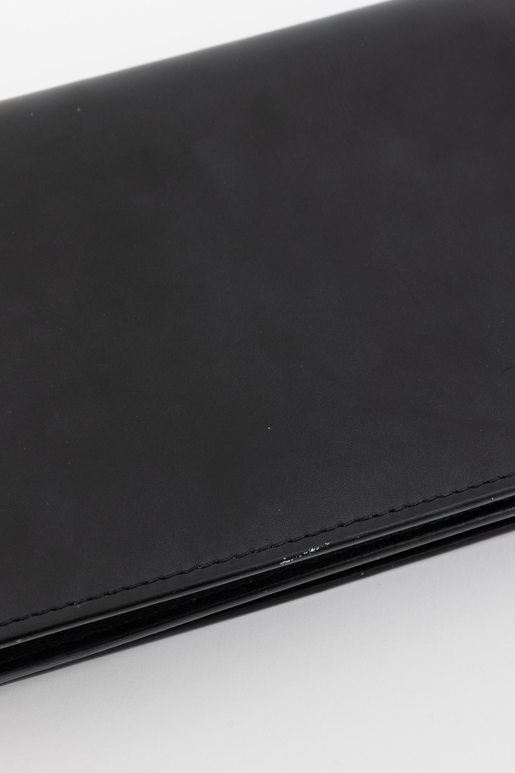 Logo Embossed Wallet on Chain