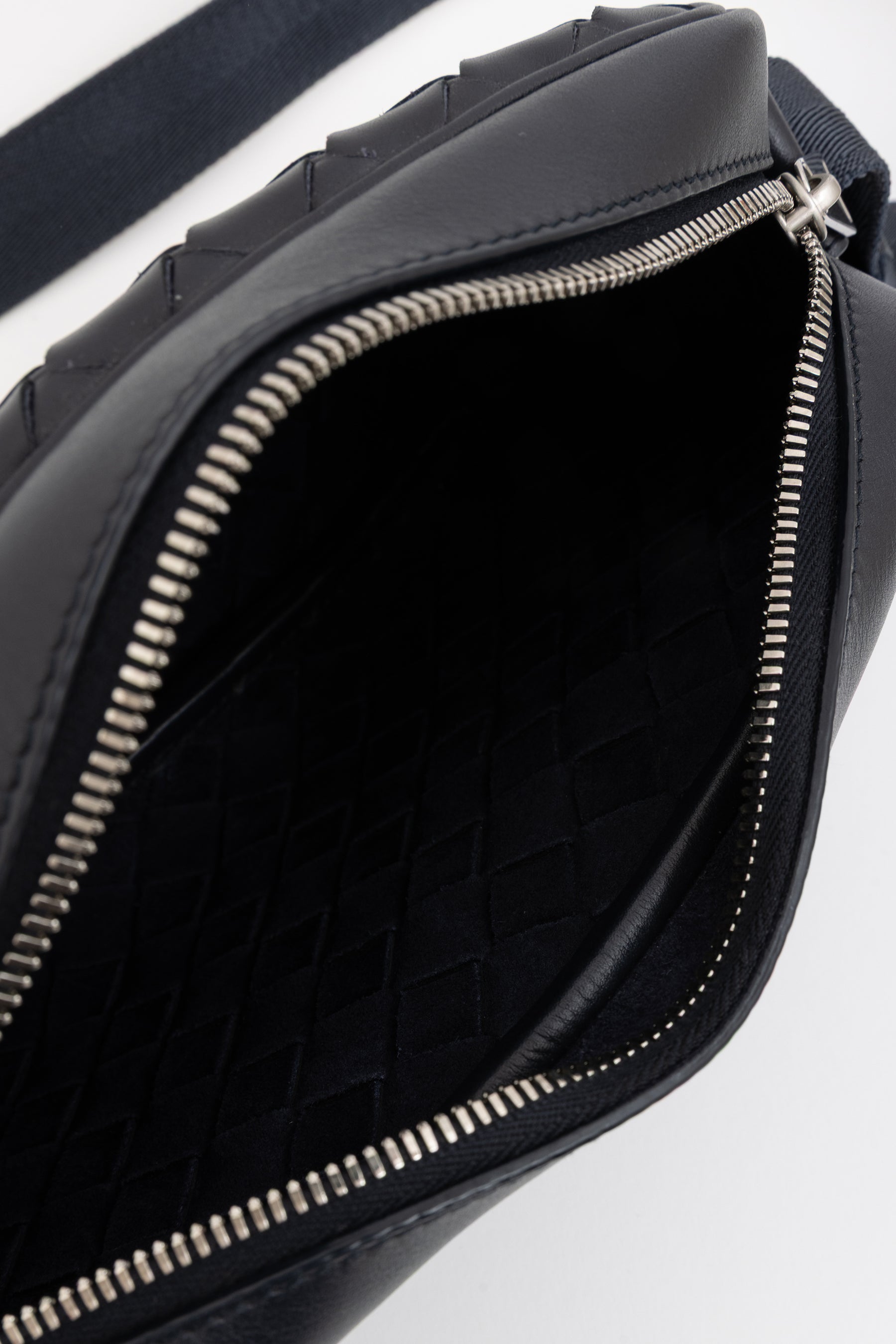 Small Intrecciato Camera Bag
