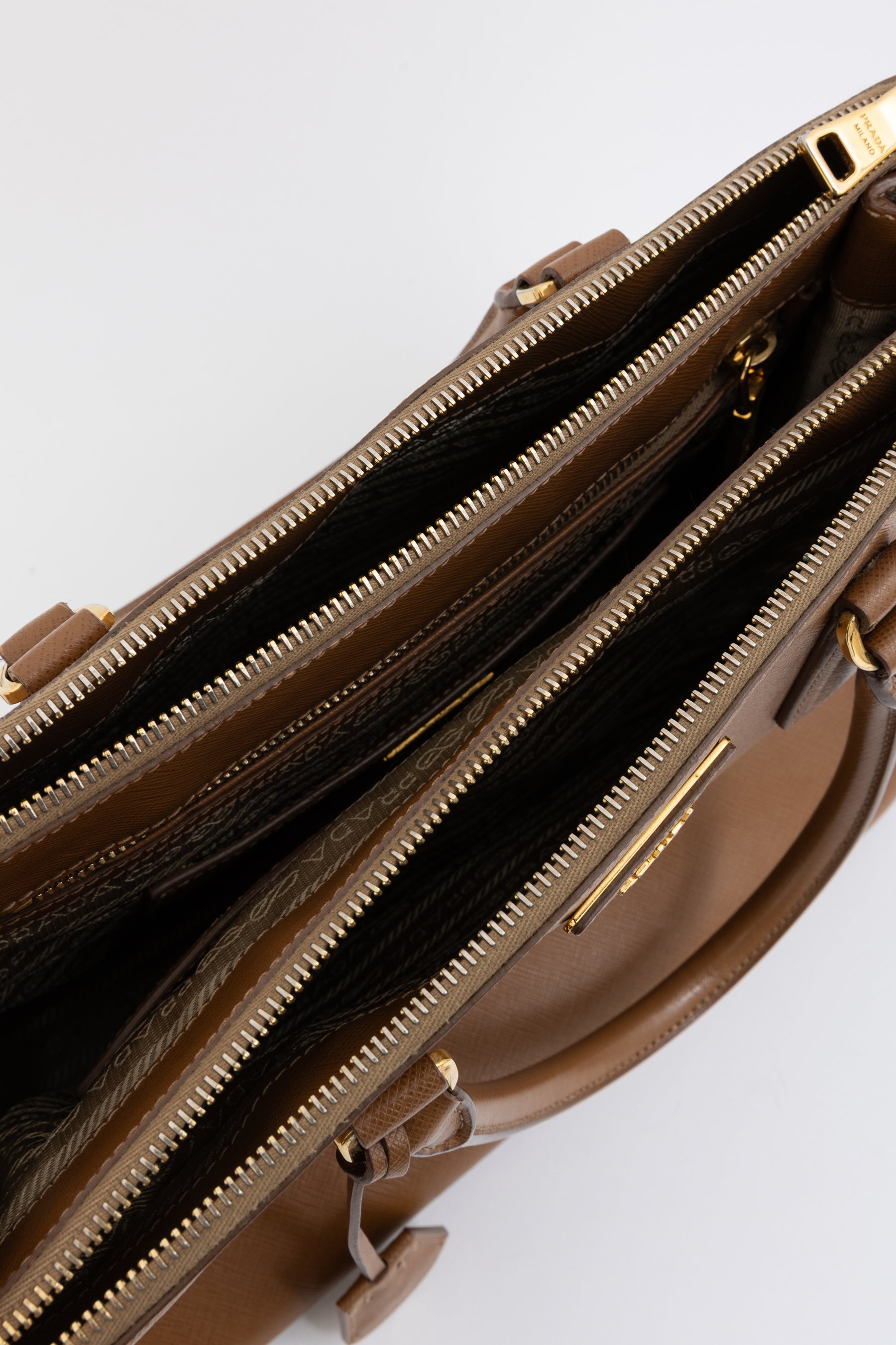 Saffiano Galleria Tote Bag