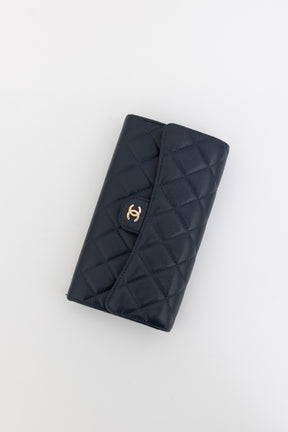 Matelassé Classic Flap Wallet