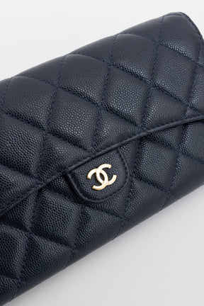 Matelassé Classic Flap Wallet