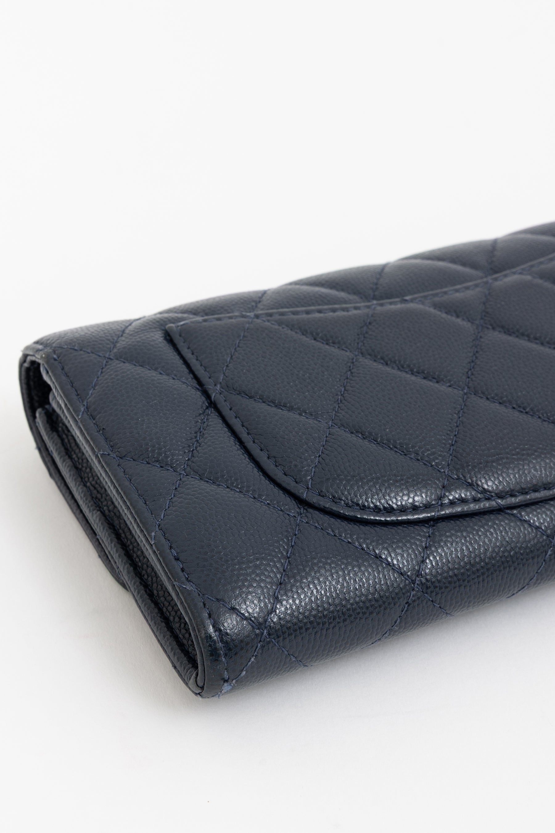 Matelassé Classic Flap Wallet