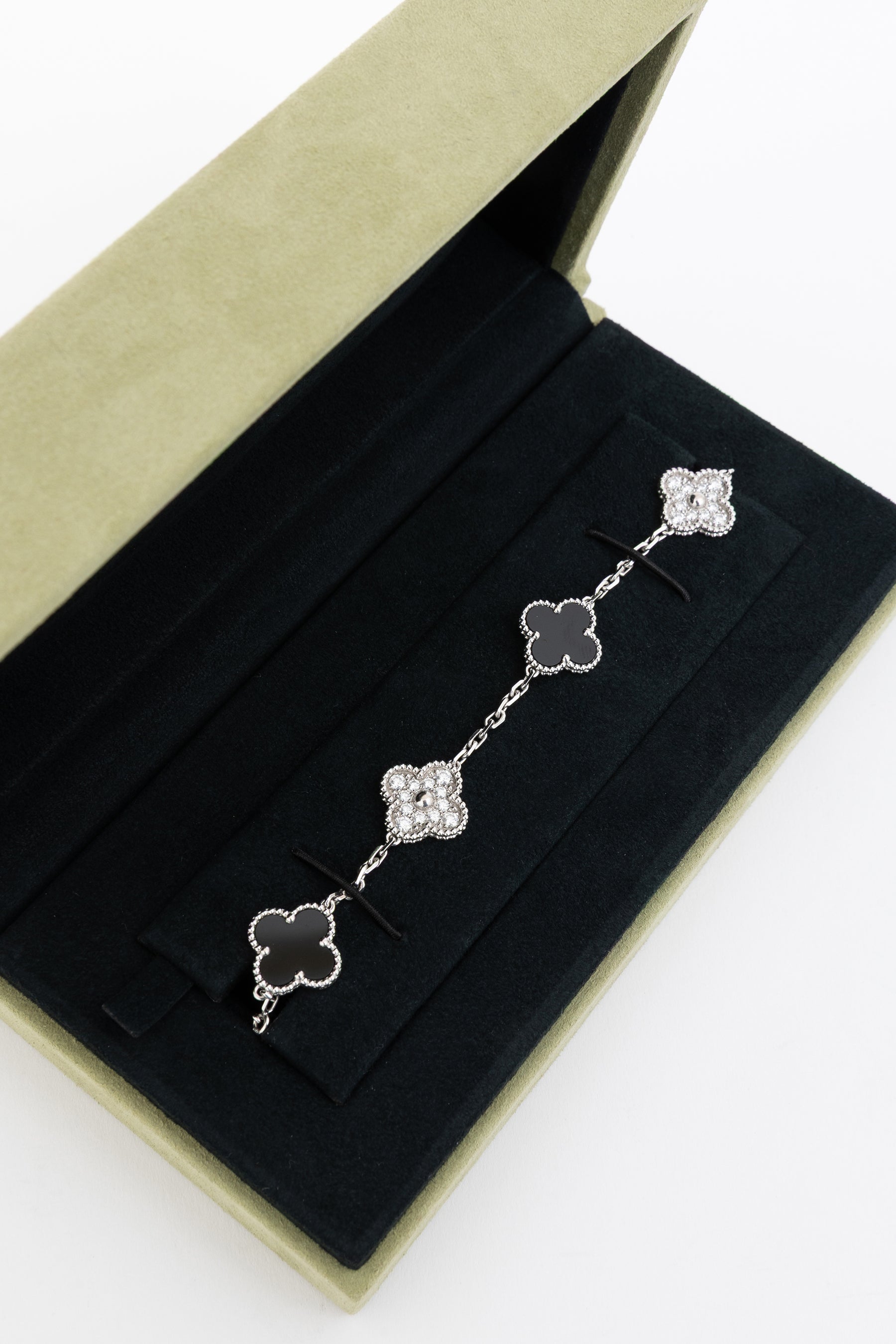 Vintage Alhambra Bracelet, 5 Motifs