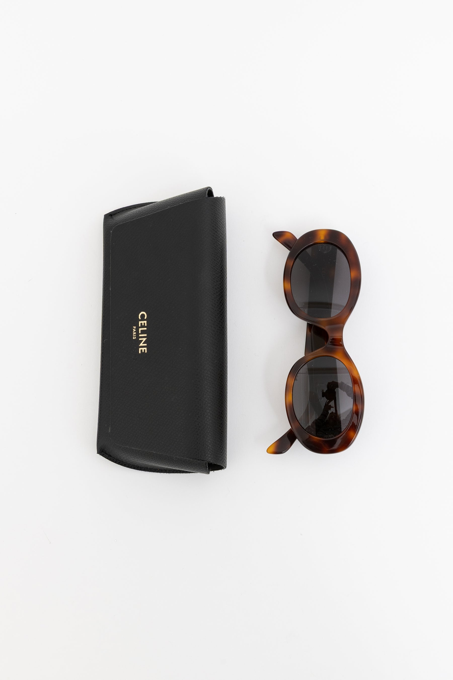 Triomphe 01 Oval Sunglasses