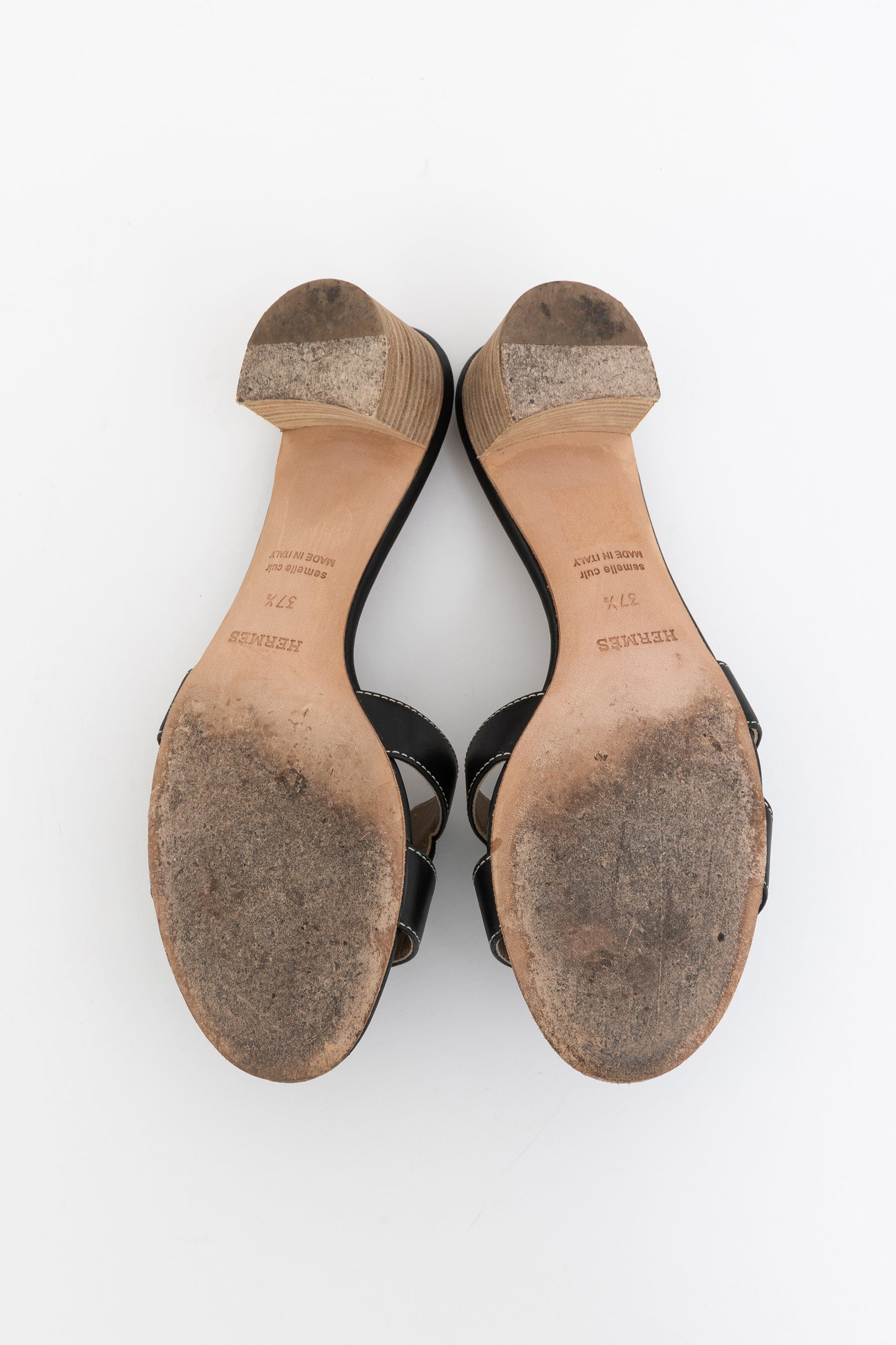 Oasis Sandals