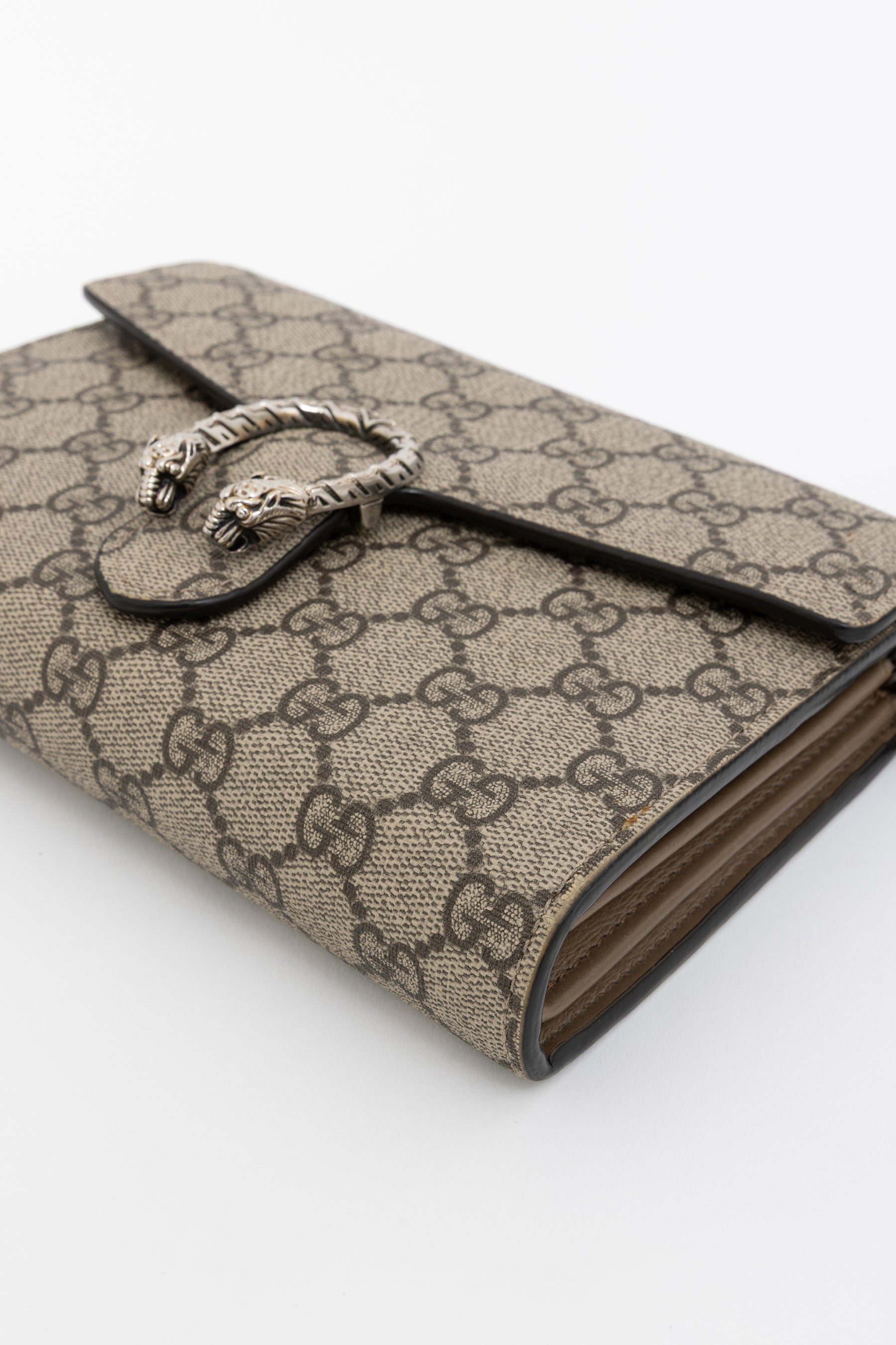 Dionysus GG Supreme Wallet on Chain