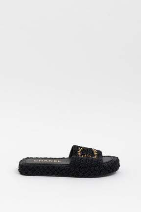 Gold Chain CC Logo Slides