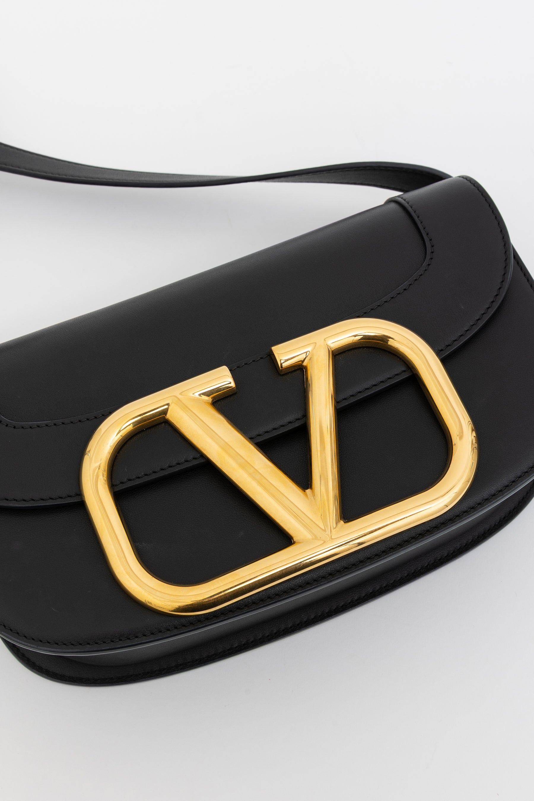 Supervee Leather Shoulder Bag