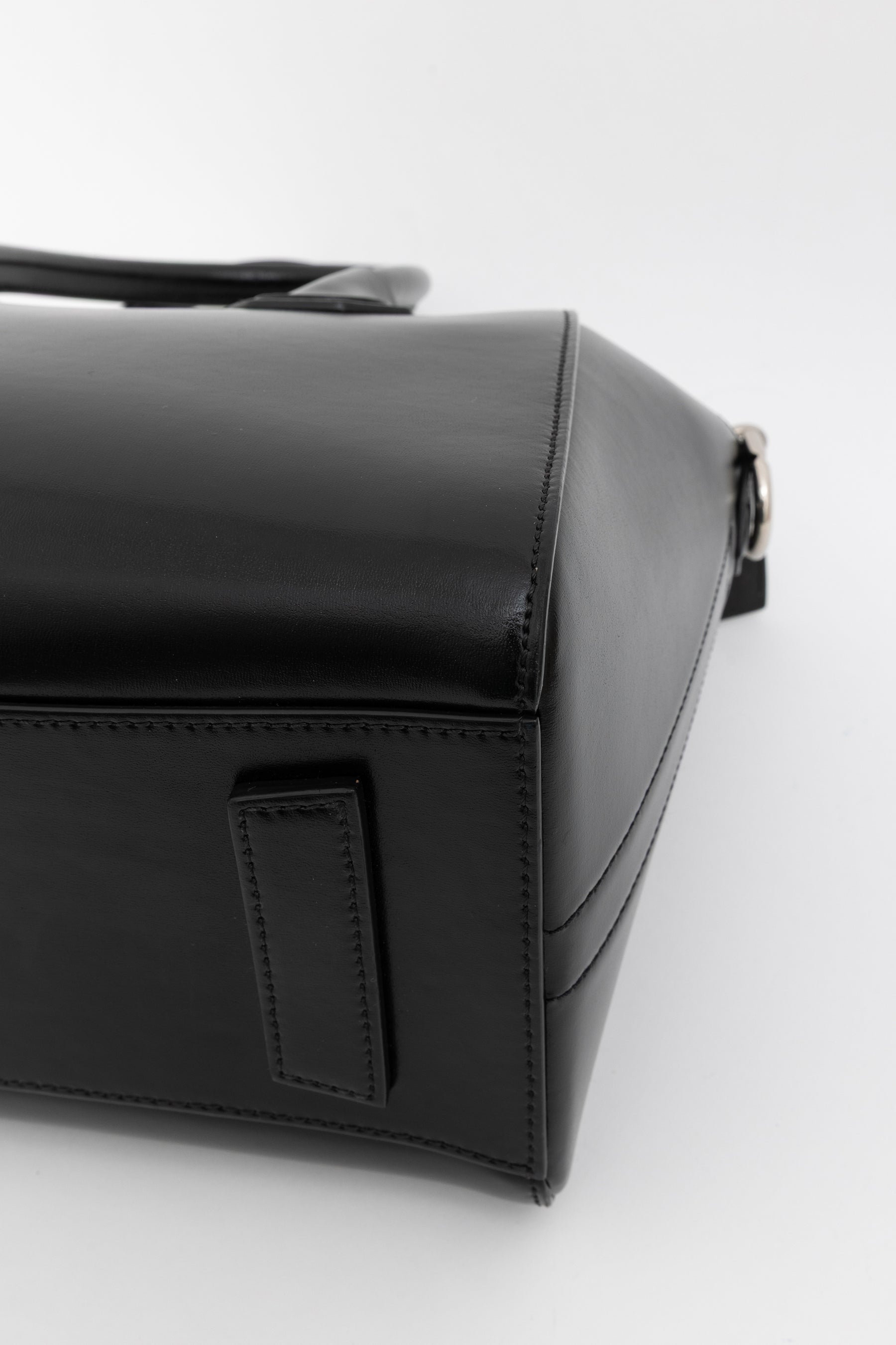Small Antigona Bag
