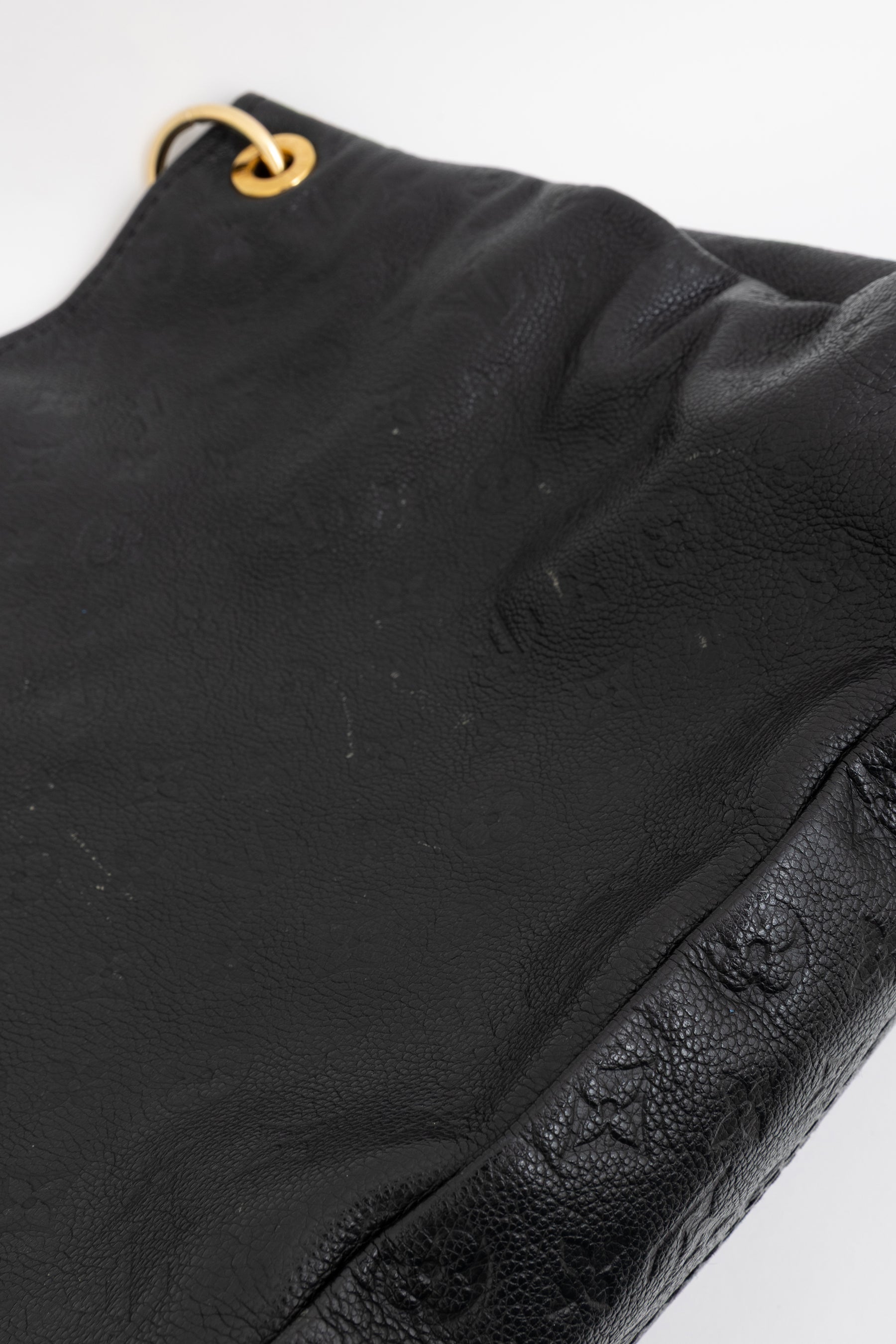 Black Empreinte Leather Artsy MM Hobo Bag