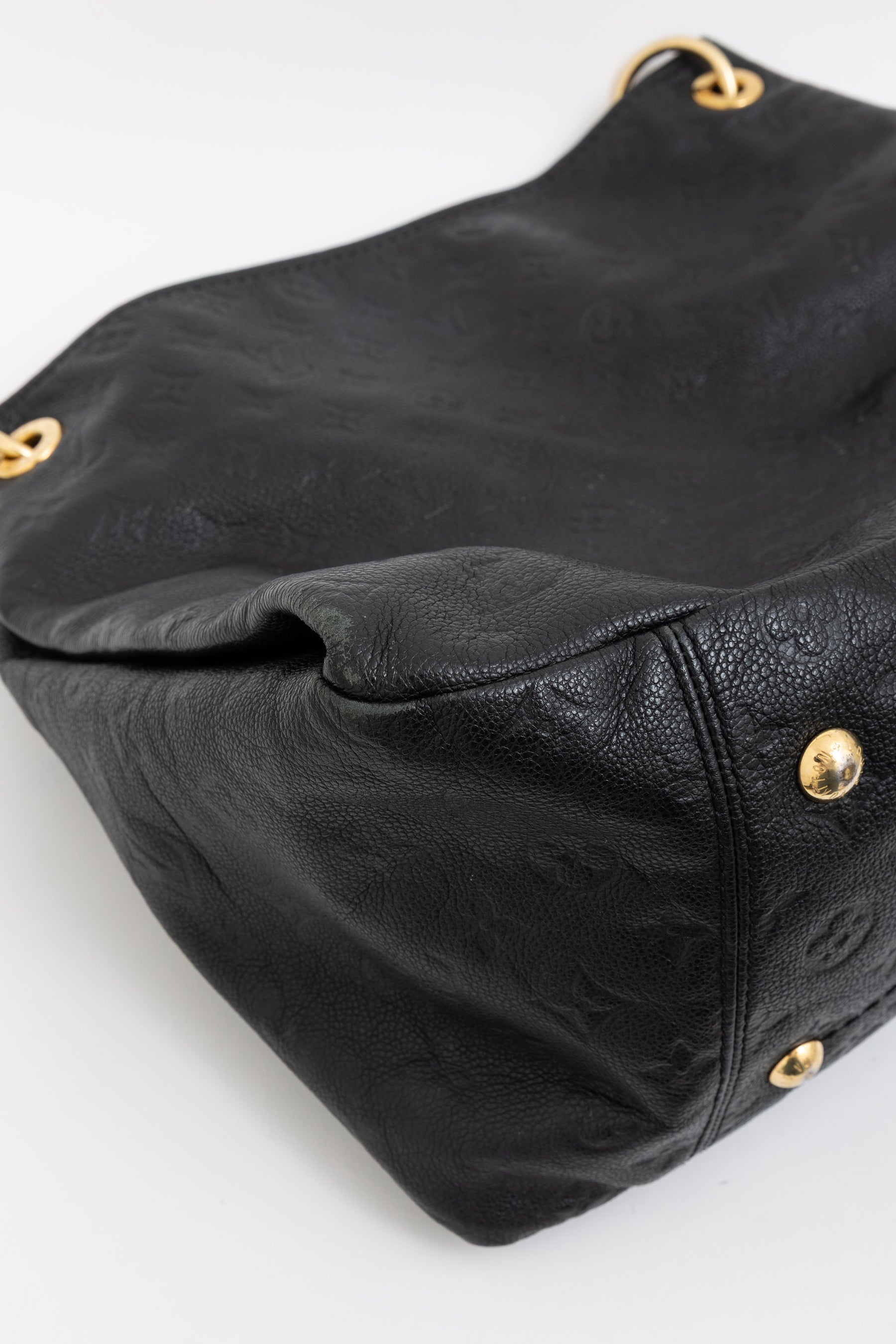 Black Empreinte Leather Artsy MM Hobo Bag