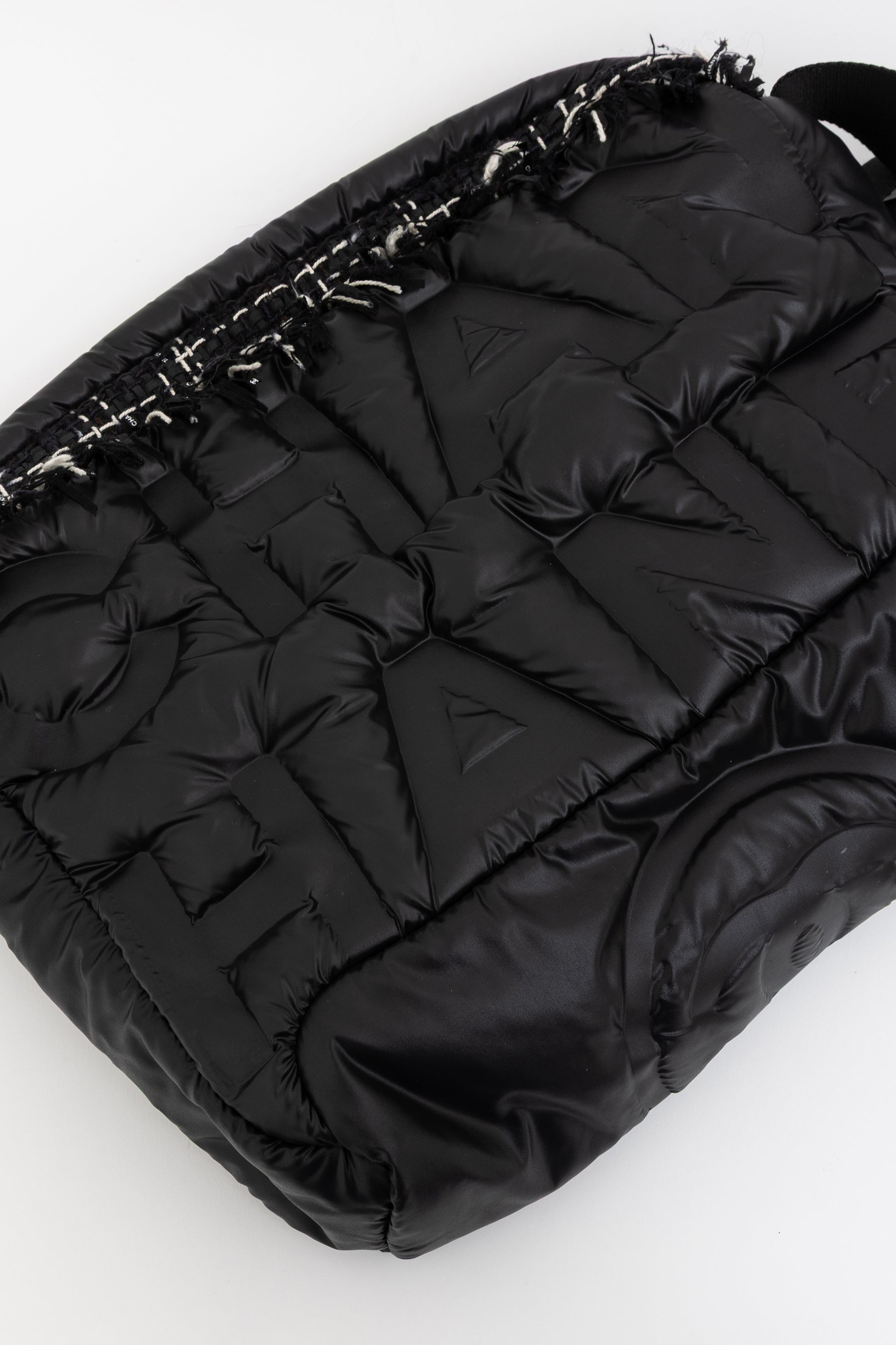 Doudoune Cross-Body Bag