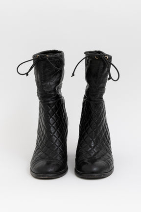 Crumpled Calfskin Quilted Cap Toe Short Boots